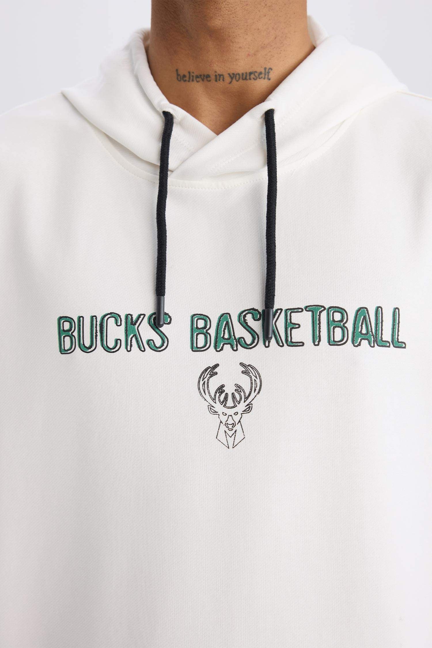 DeFactoFit NBA Milwaukee Bucks Oversize Fit Sports T-Shirt