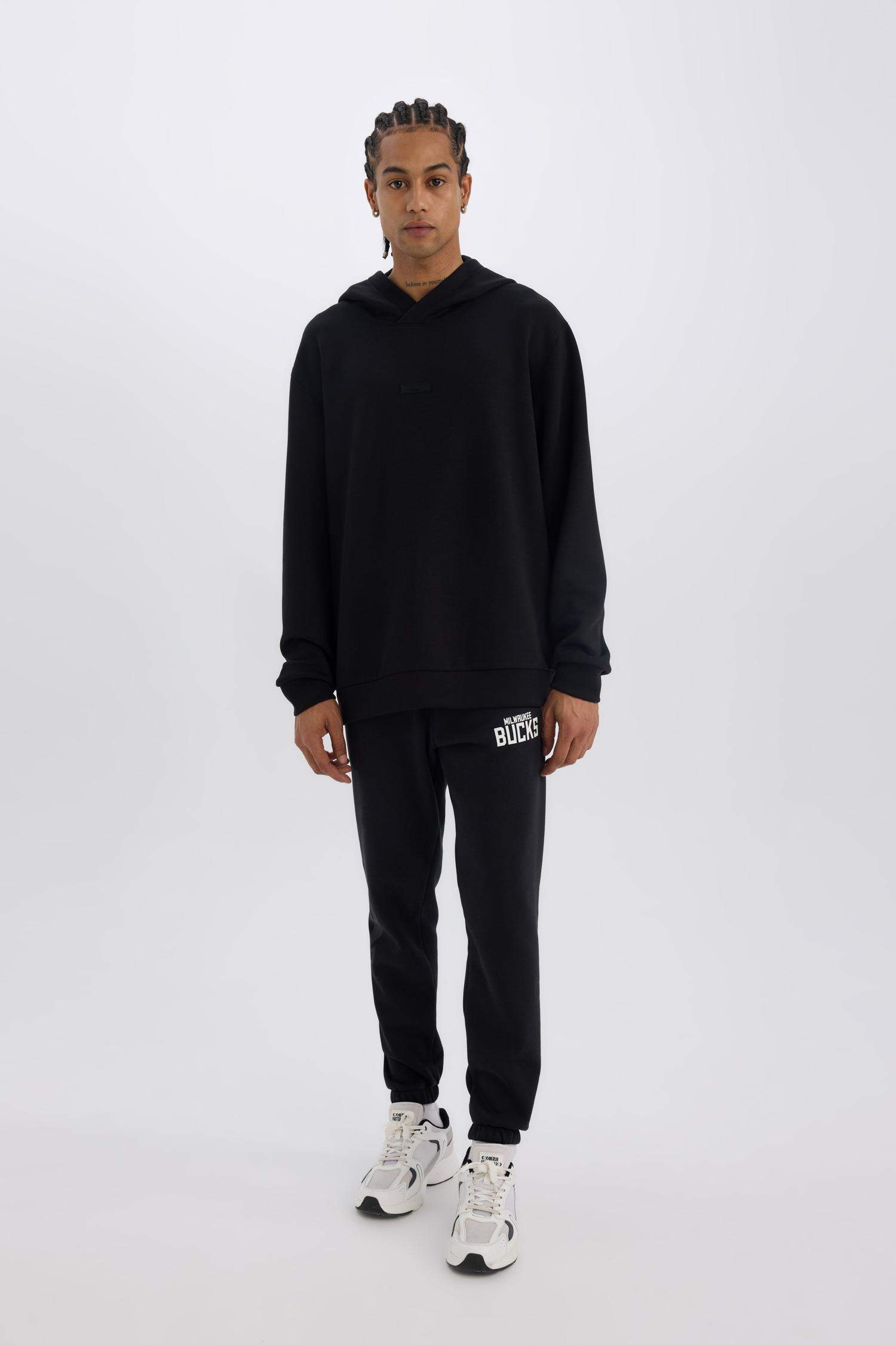 NBA Milwaukee Bucks Kalın Jogger Eşofman Altı Beli Bağcıklı Standart Fit Cepli