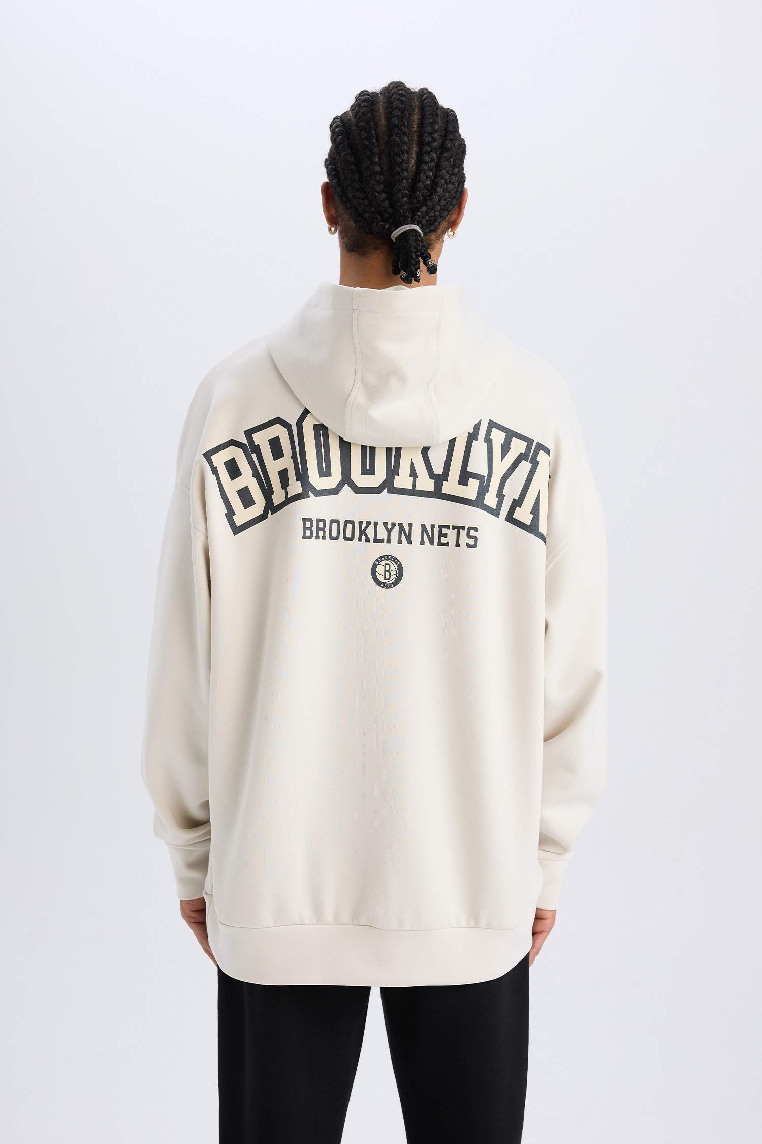DeFactoFit NBA Brooklyn Nets Oversize Geniş Kalıp Kapüşonlu Sırt Baskılı Skuba Dalgıç Kumaş Sweatshirt