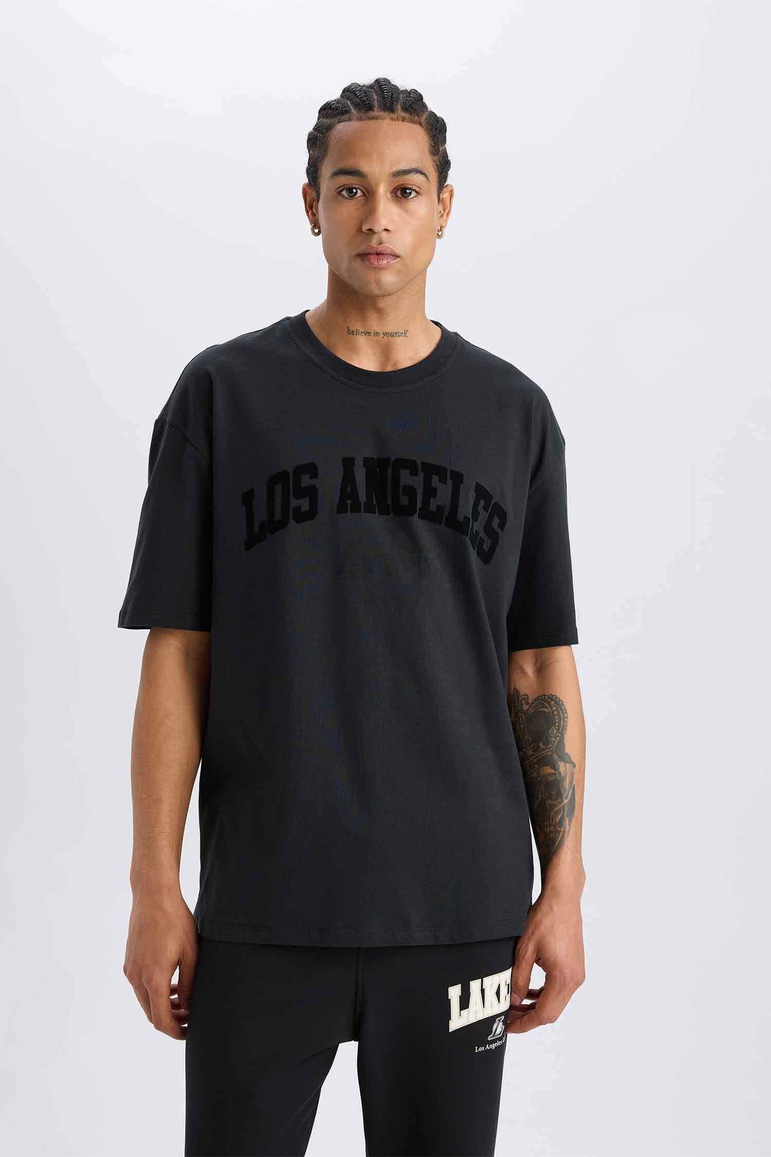 DeFactoFit NBA Los Angeles Lakers Oversize Fit Crew Neck Sports T-Shirt