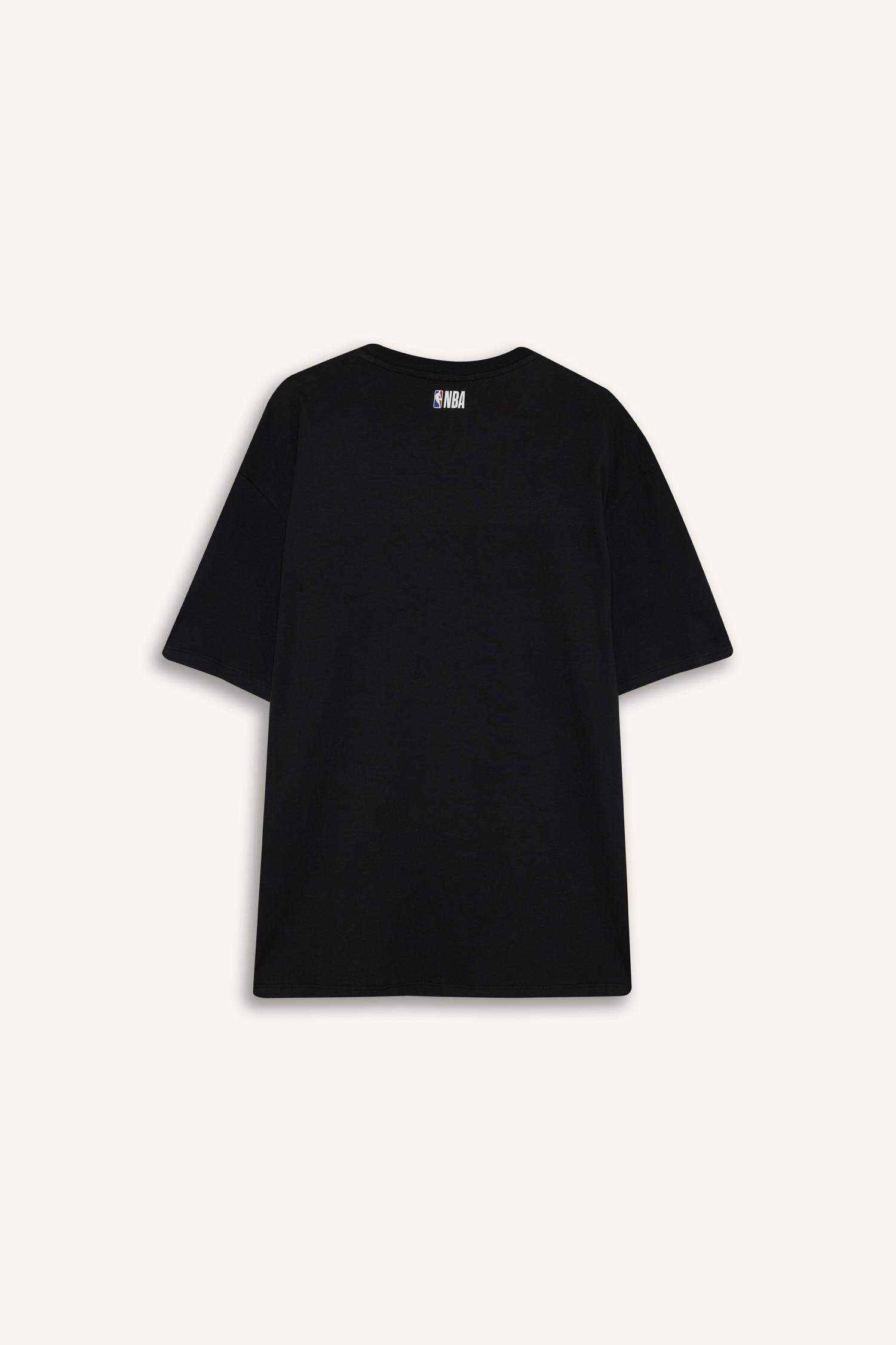 DeFactoFit NBA Los Angeles Lakers Oversize Fit Crew Neck Sports T-Shirt