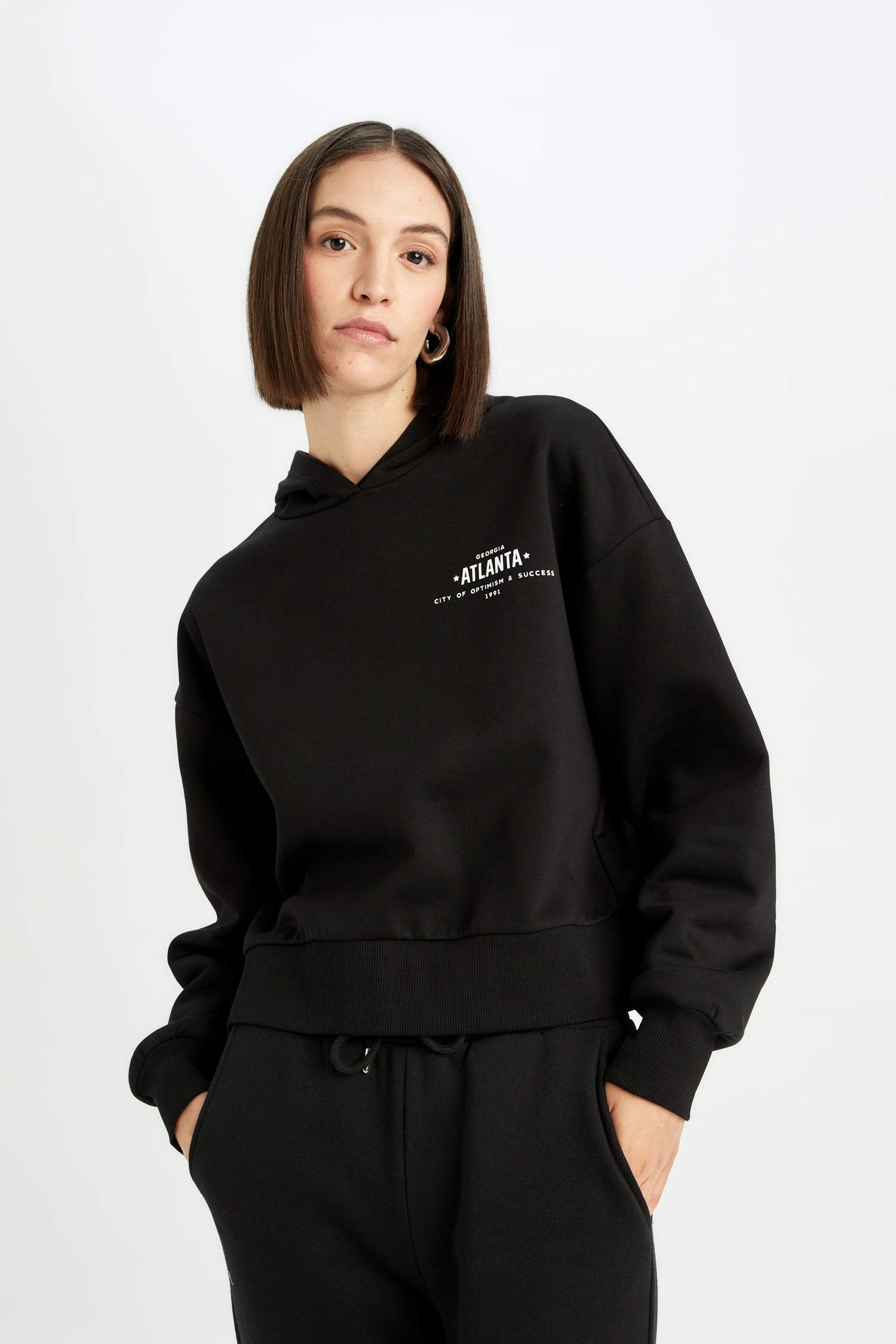 Boxy Fit Kapüşonlu Baskılı Kalın Siyah Sweatshirt