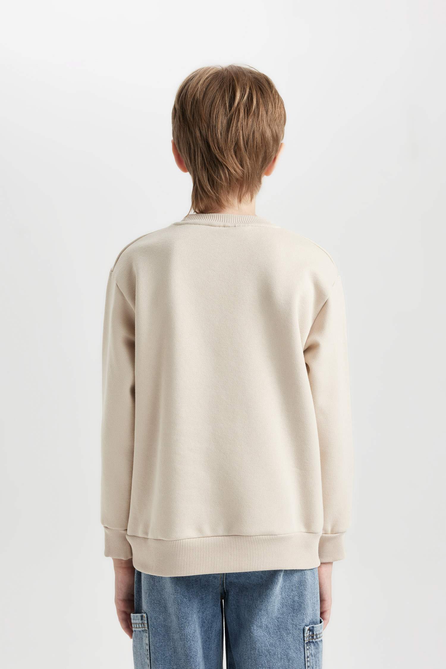 سويت شيرت اولادي تقيل قصة عادية من مارفل