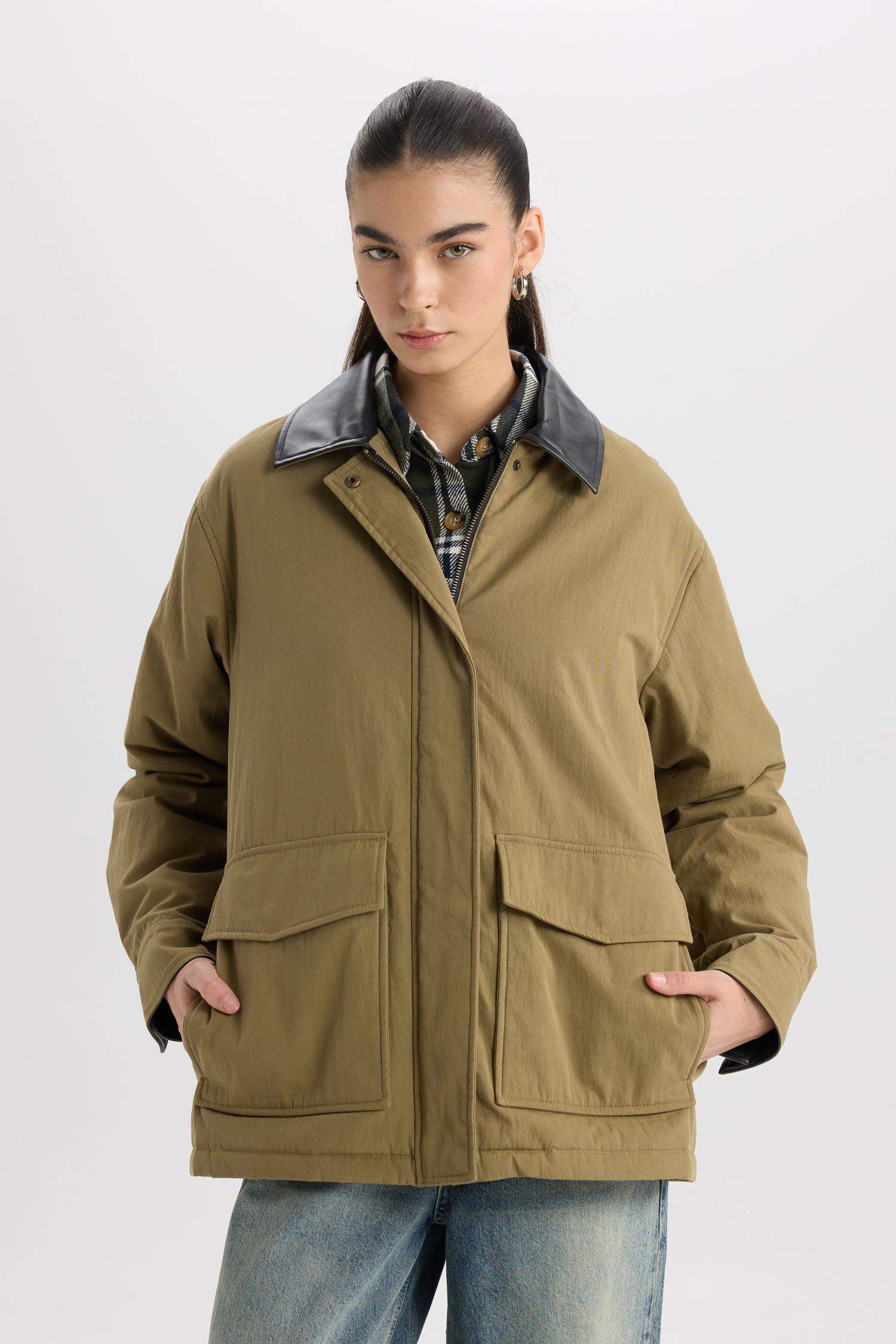 Polo Yaka Mont Fermuar Çıtçıtlı Cepli Mevsimlik Pamuklu