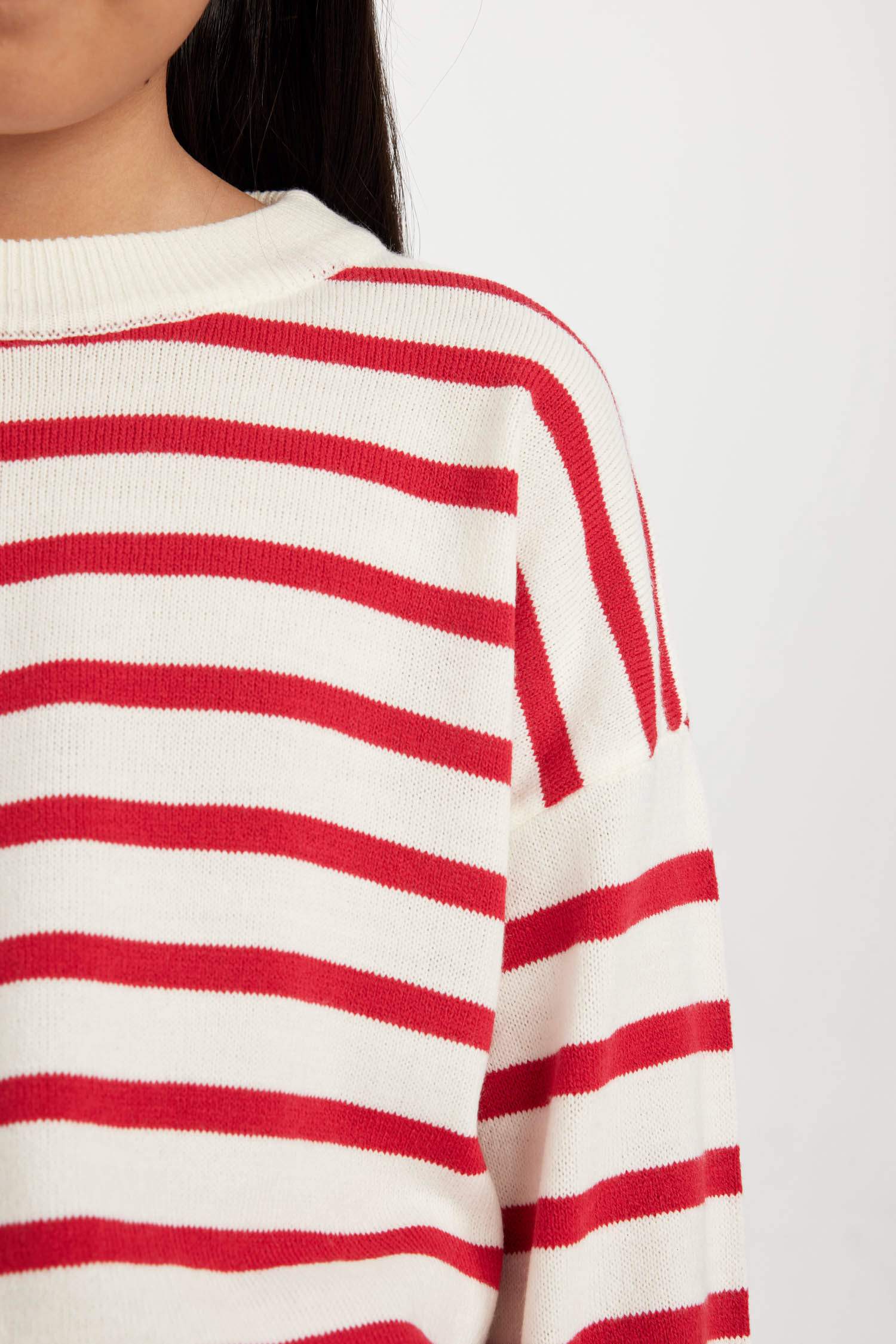 Kız Çocuk Bisiklet Yaka Çizgili Triko Kazak