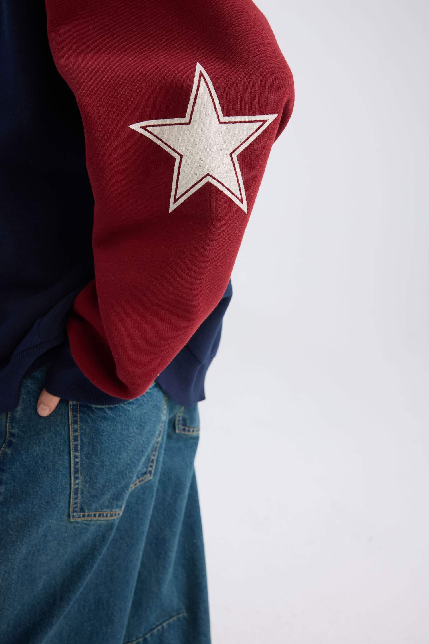 Coool Oversize Geniş Kalıp V Yaka Renk Bloklu Baskılı Kalın Sweatshirt