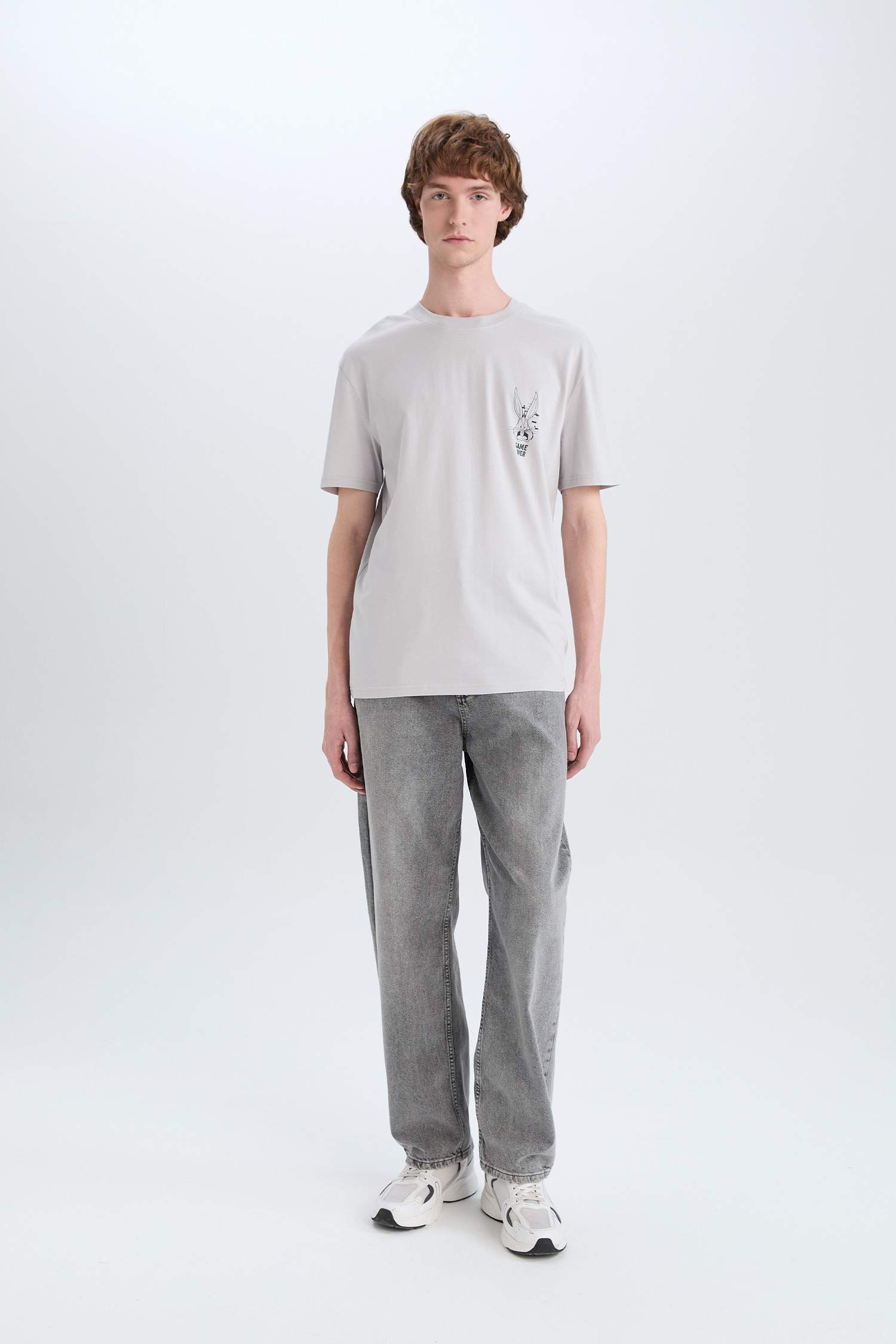 Regular Fit Looney Tunes Licensed Crew Neck Printed Short Sleeve T-Shirt