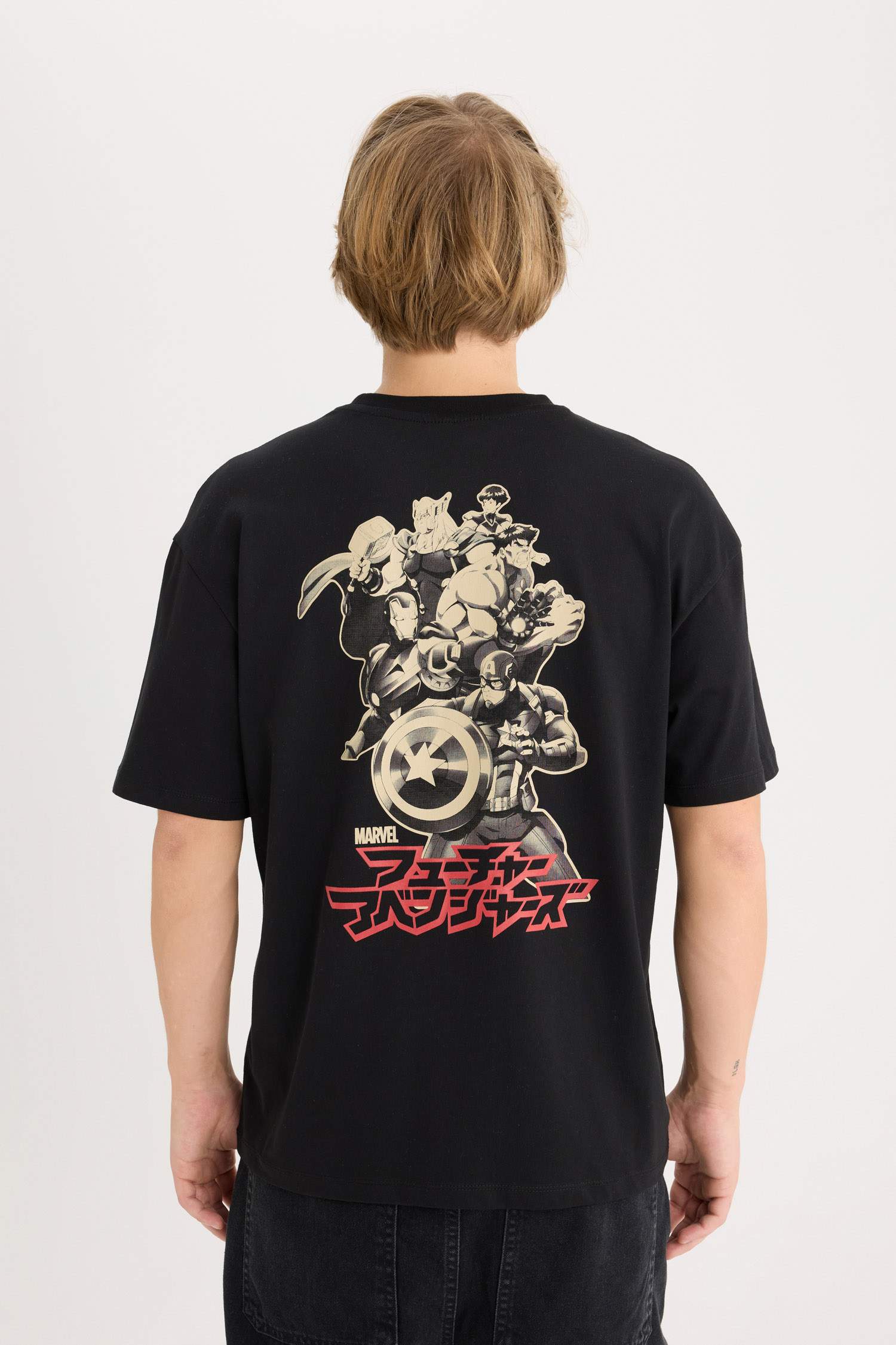 Boxy Fit Marvel Licensed Crew Neck Printed Short Sleeve T-Shirt