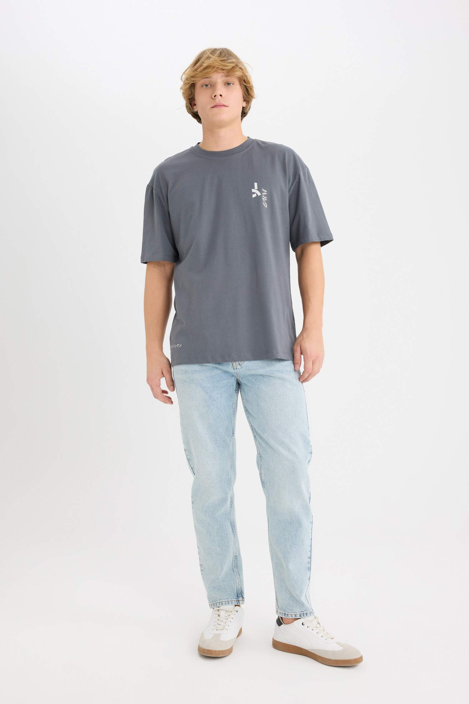 %100 Pamuk Marvel Boxy Fit Bisiklet Yaka Sırt Baskılı Kısa Kollu Tişört