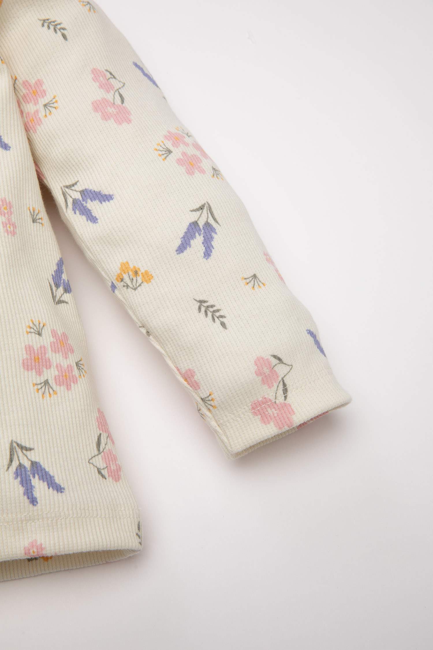 Kız Bebek Pijama Takımı Çiçekli Uzun Kollu Fitilli Kaşkorse Üst Beli Lastikli Uzun Alt