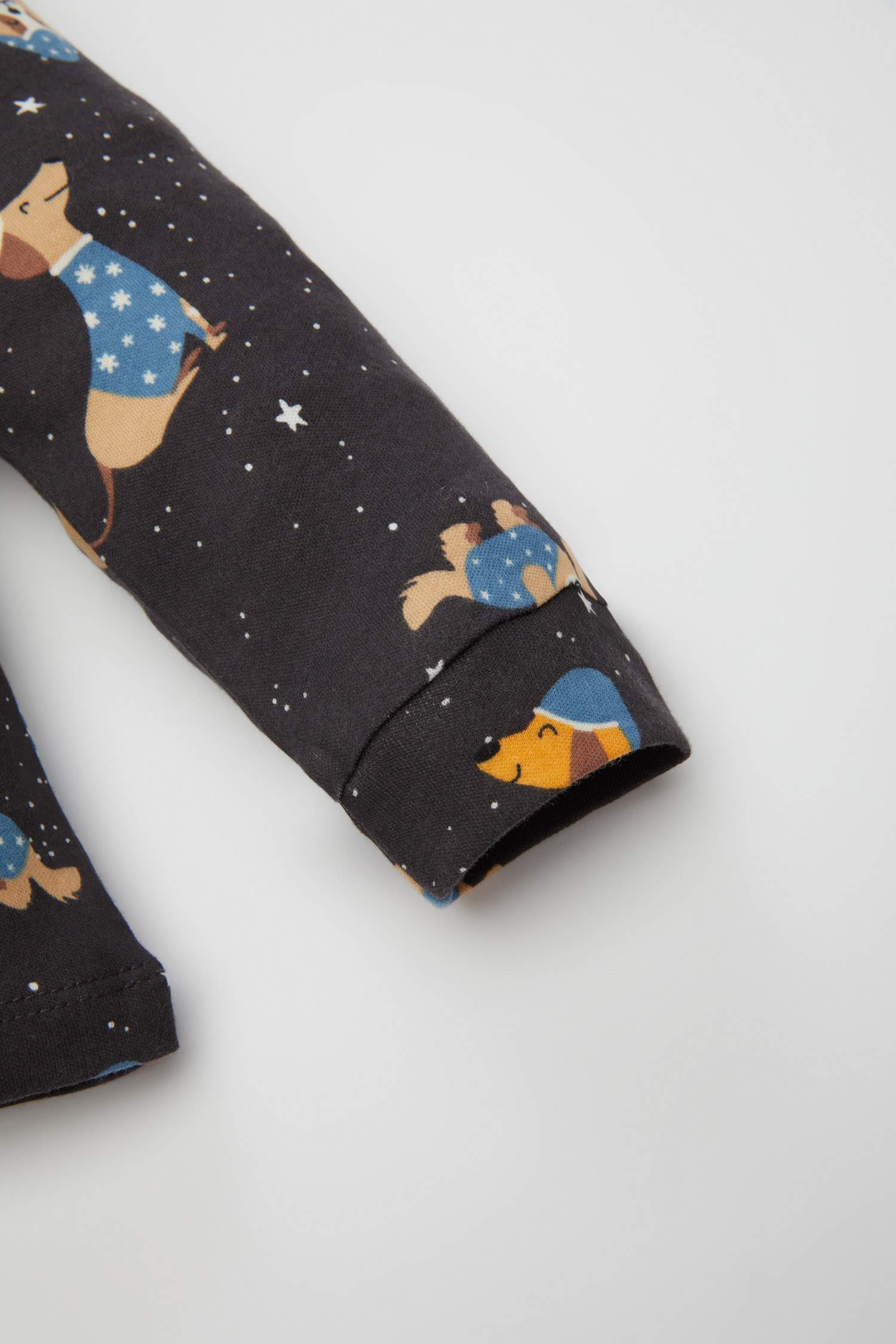 Erkek Bebek Desenli Uzun Kollu Pijama Takımı