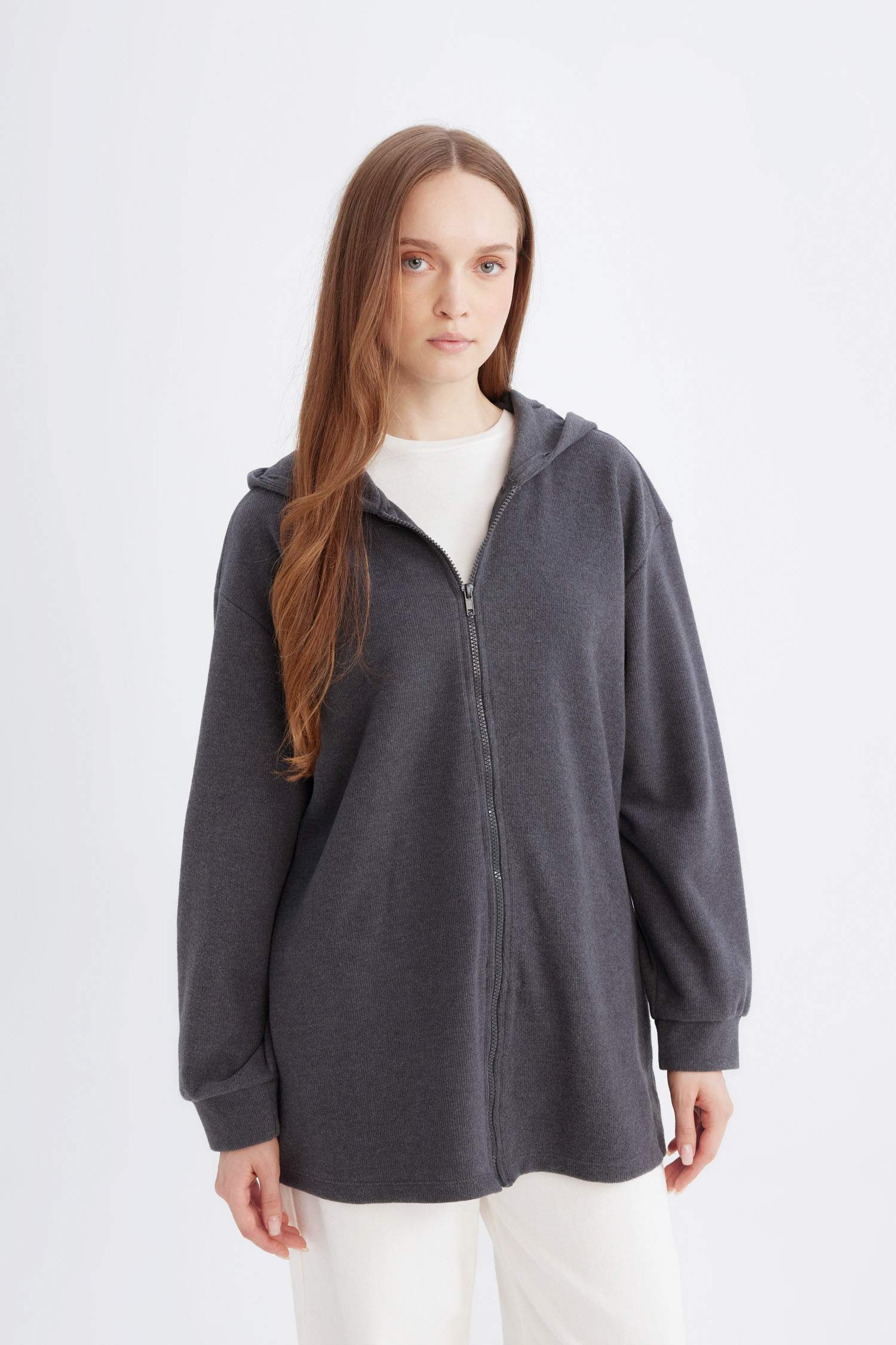 Kapüşonlu Basic Düz Fermuarlı Cepli Selanik Kumaş Uzun Triko Hırka