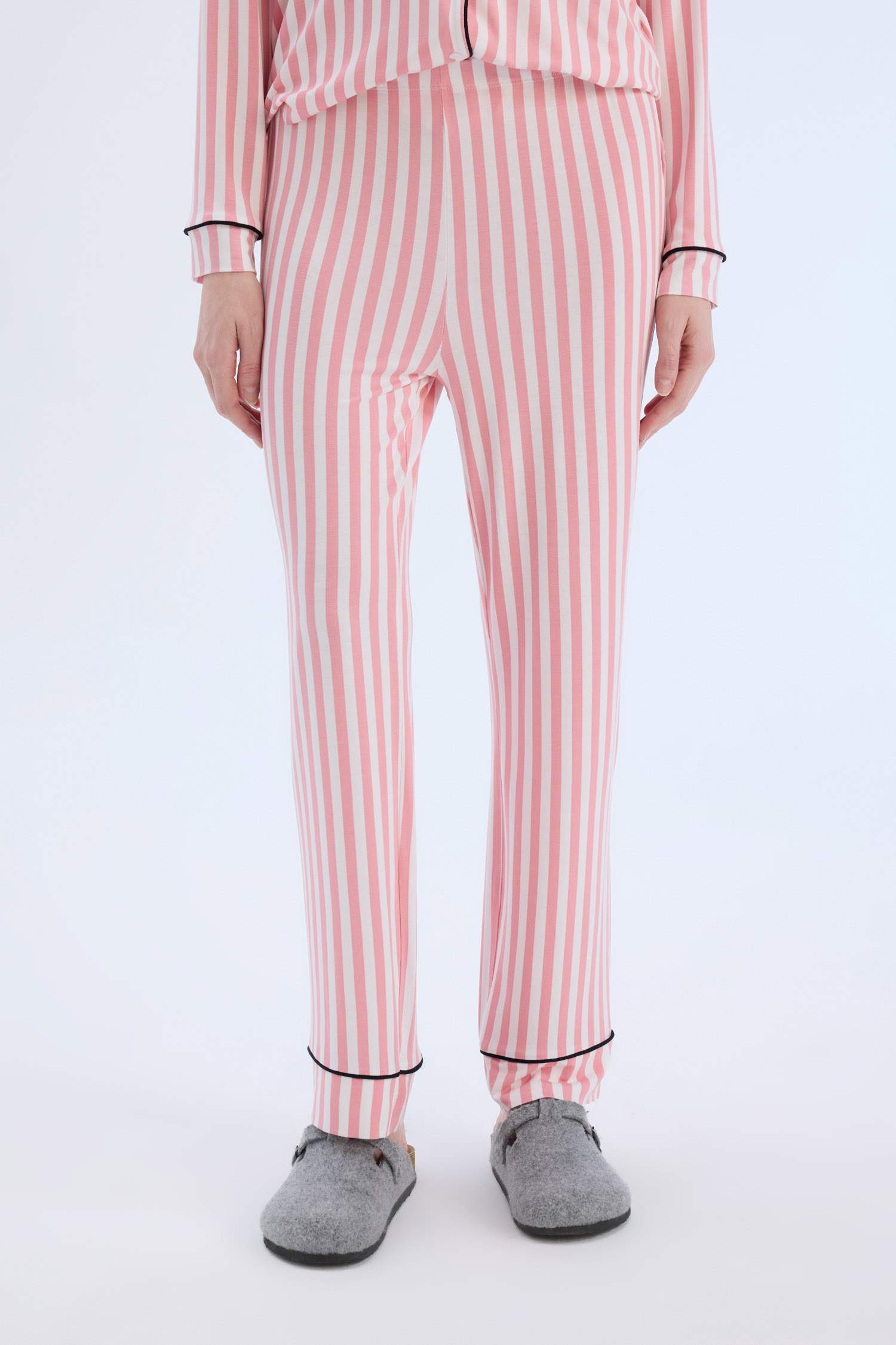 Fall in Love қалыпты пішім пиджама жағасы 2 Трикотаж жиынтығы