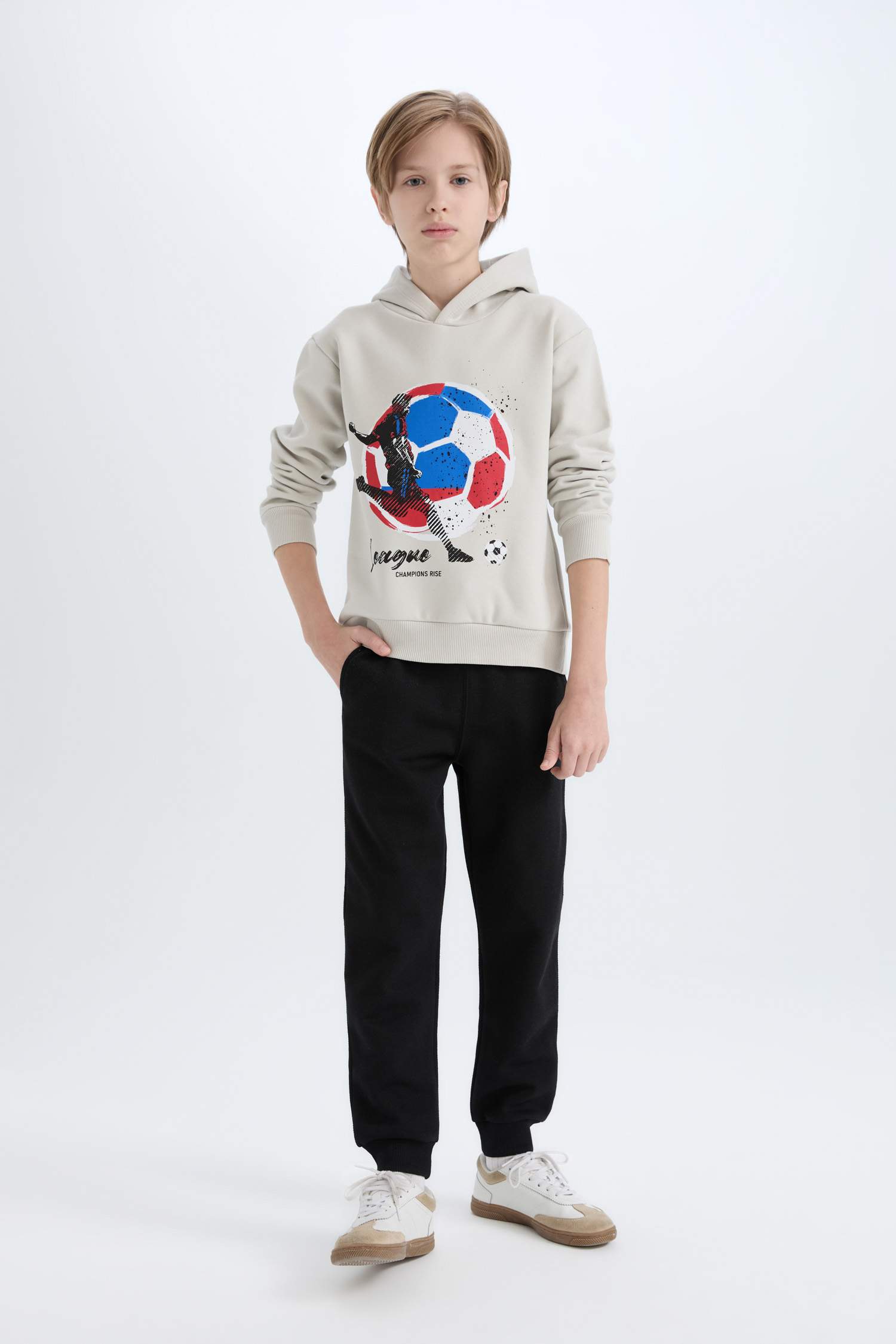 Erkek Çocuk 2'li Takım Kapüşonlu Baskılı Sweatshirt Beli Lastikli Eşofman Altı