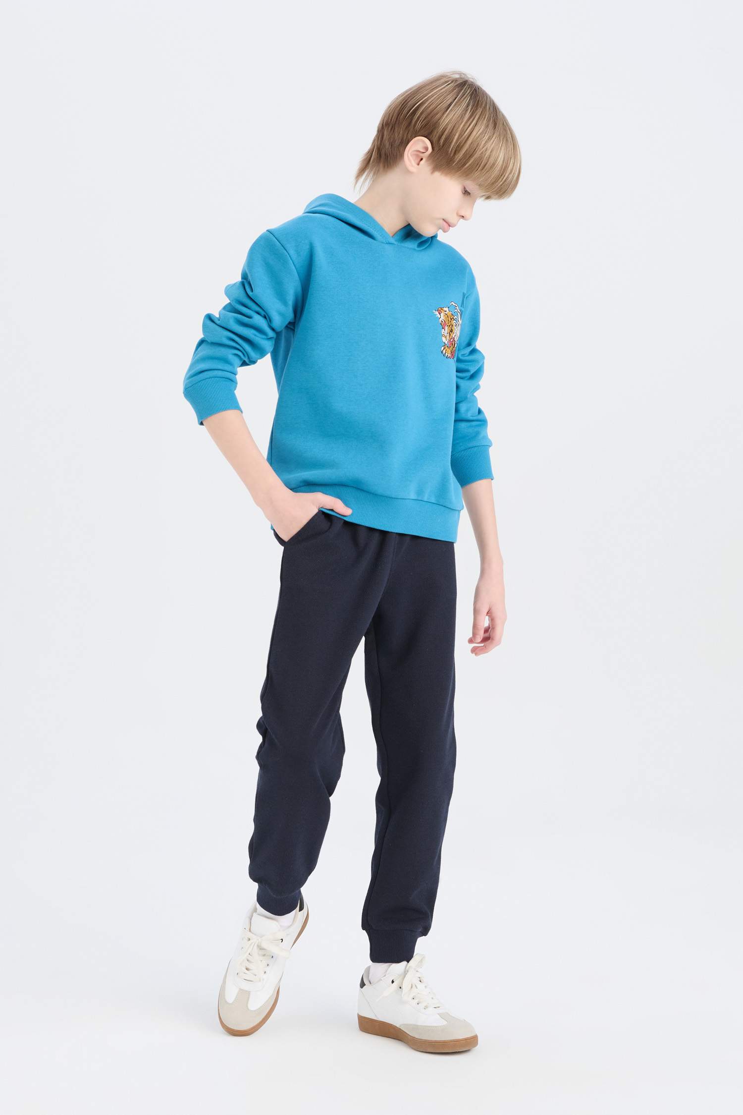 Erkek Çocuk 2'li Takım Kapüşonlu Baskılı Sweatshirt Beli Lastikli Eşofman Altı