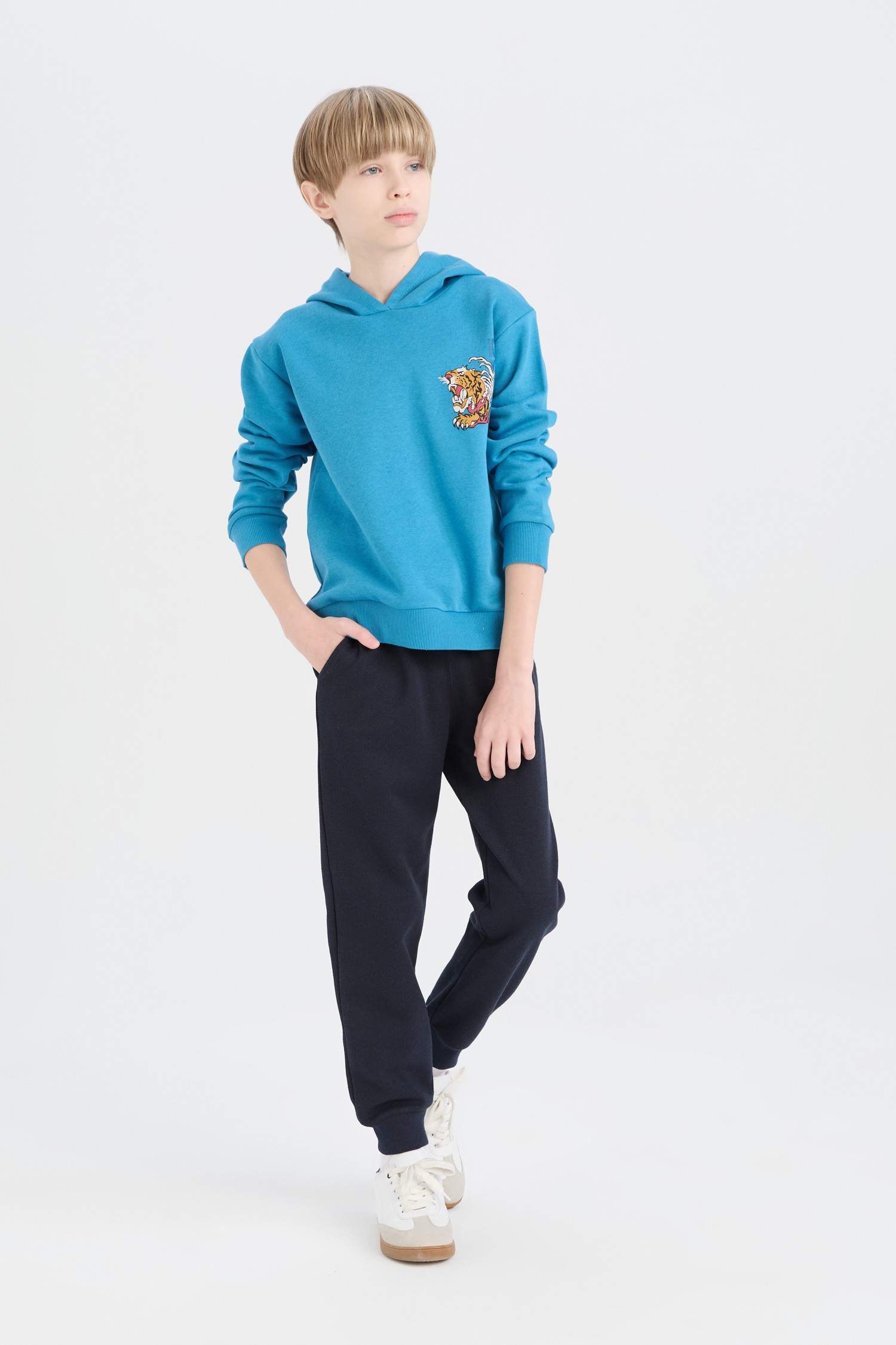 Erkek Çocuk 2'li Takım Kapüşonlu Baskılı Sweatshirt Beli Lastikli Eşofman Altı