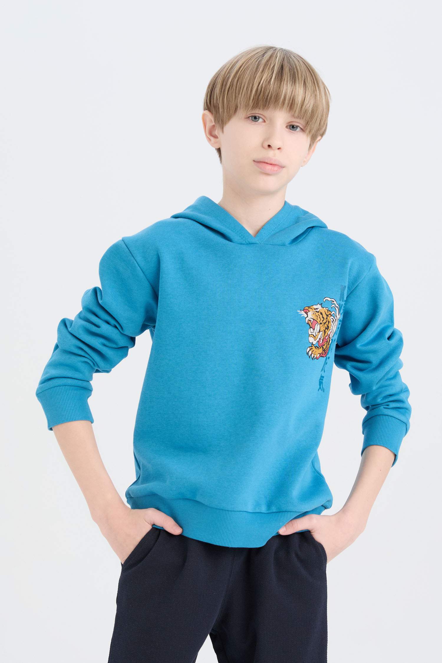 Erkek Çocuk 2'li Takım Kapüşonlu Baskılı Sweatshirt Beli Lastikli Eşofman Altı