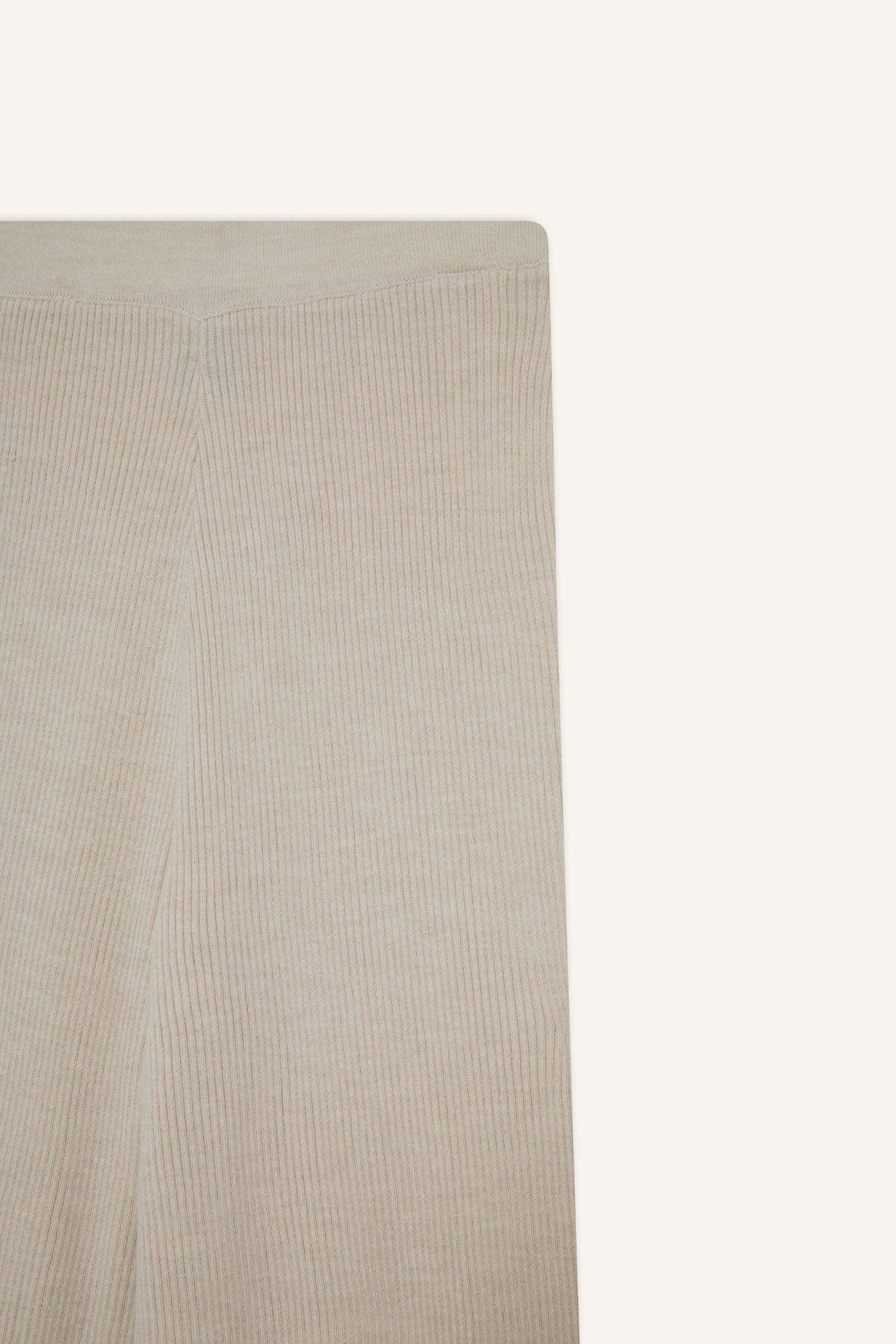 Regular Fit Basic Düz Beli Lastikli Düz Paça Triko Pantolon