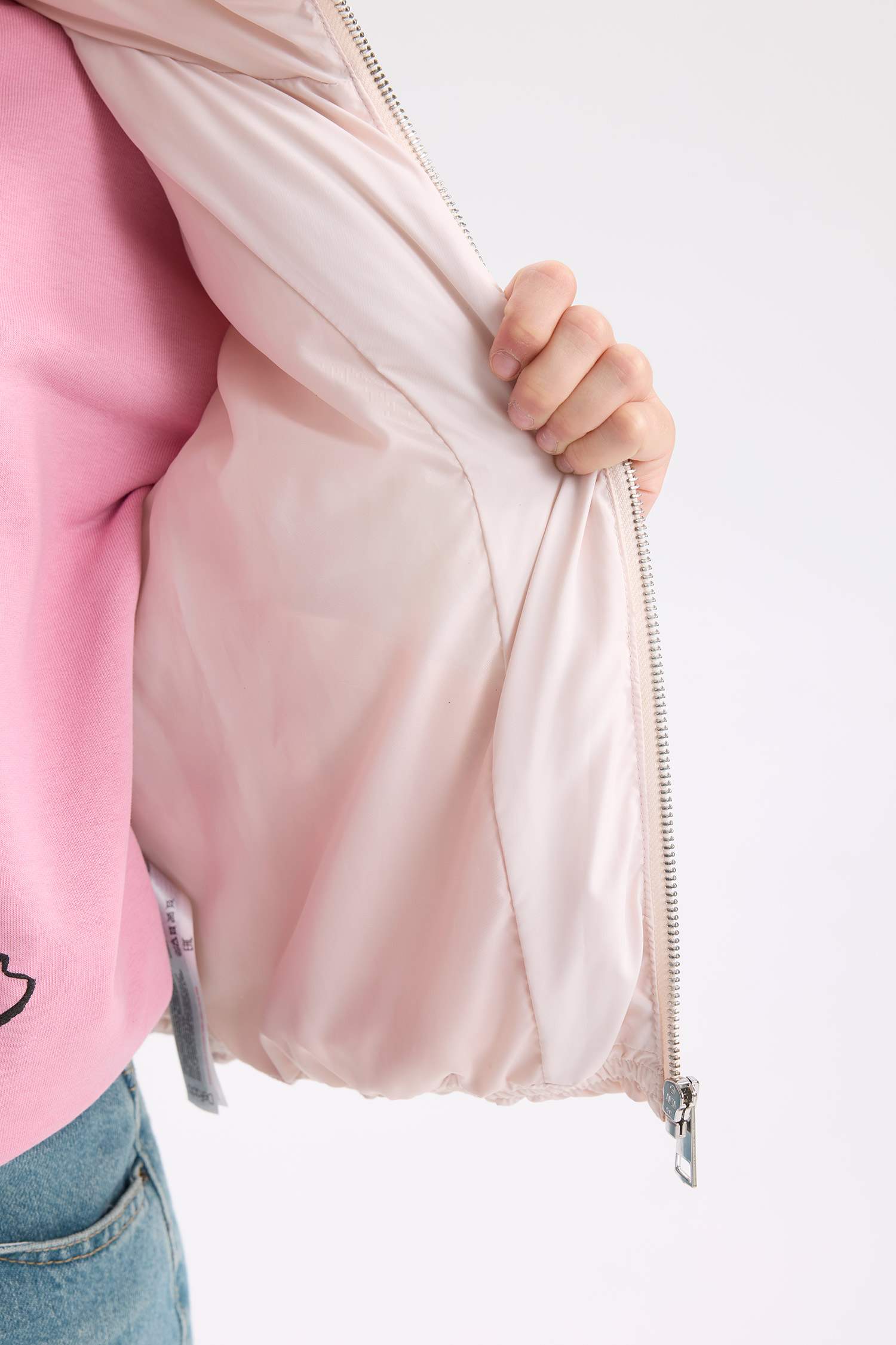 Kız Çocuk Su Geçirmez Kapüşonlu Fermuarlı Şişme Yelek