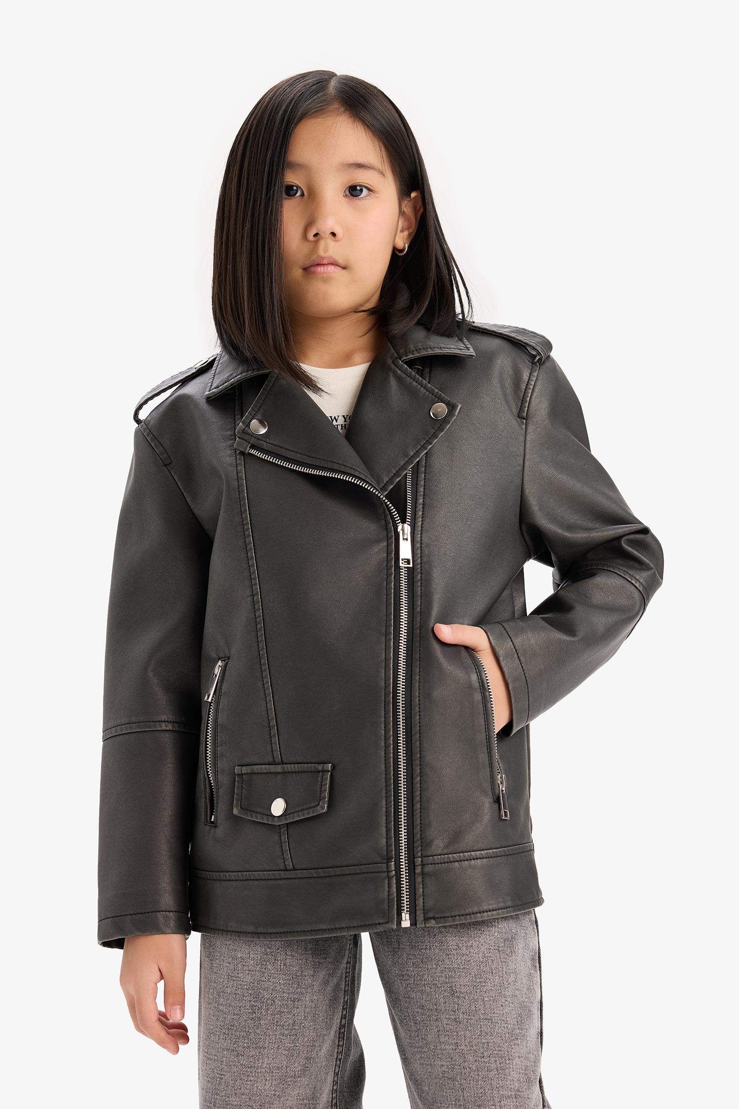 جاكيت بناتي جلد صناعي وتر بروف بسوسته