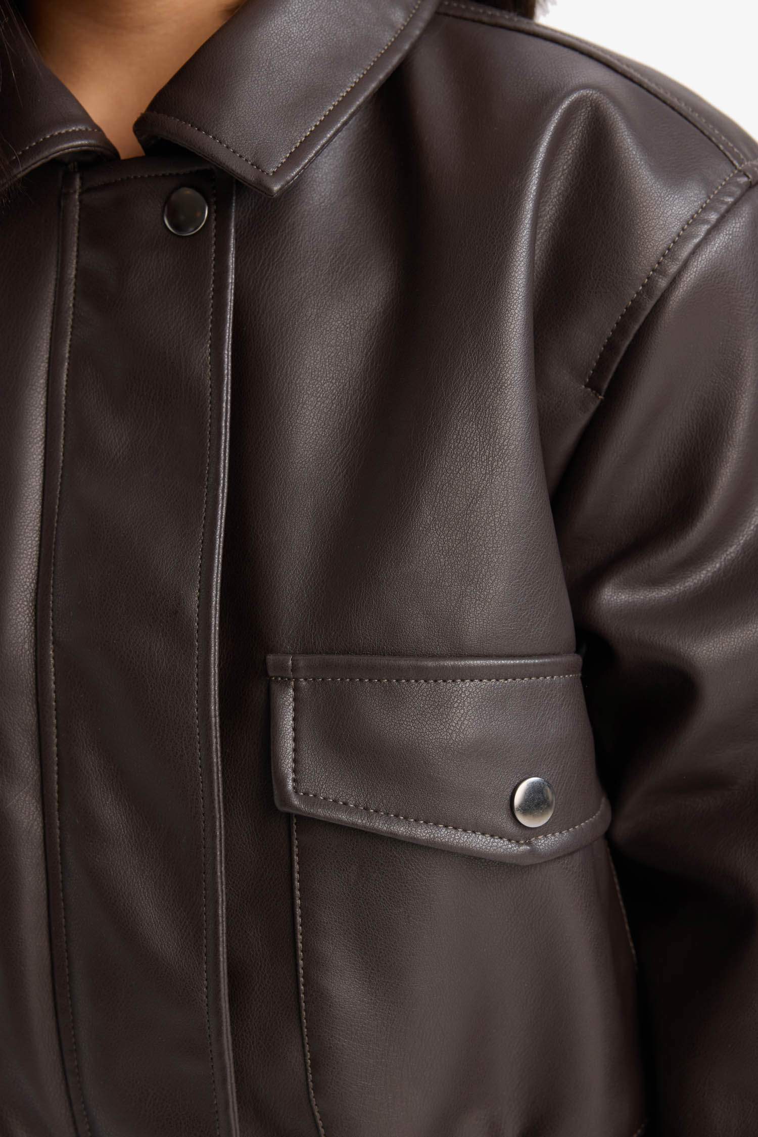 جاكيت بنات من جلد صناعي طارد للماء