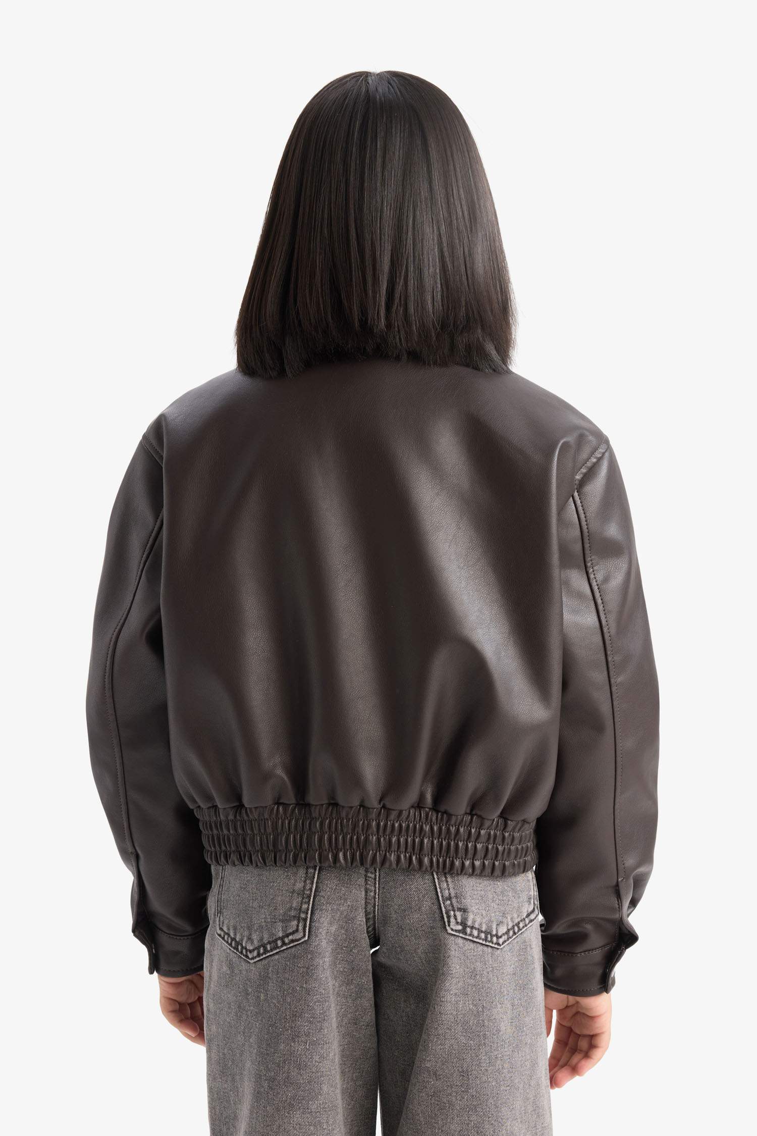 جاكيت بنات من جلد صناعي طارد للماء