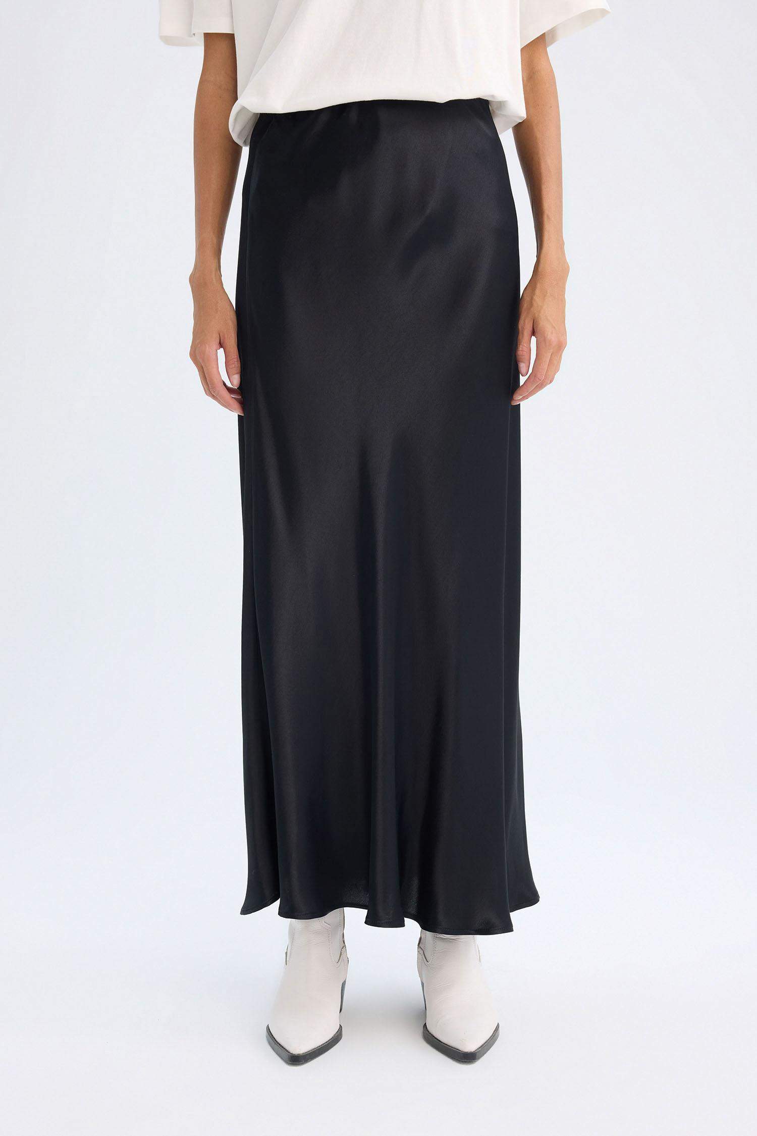 A Kesim Normal Bel Saten Maxi Etek