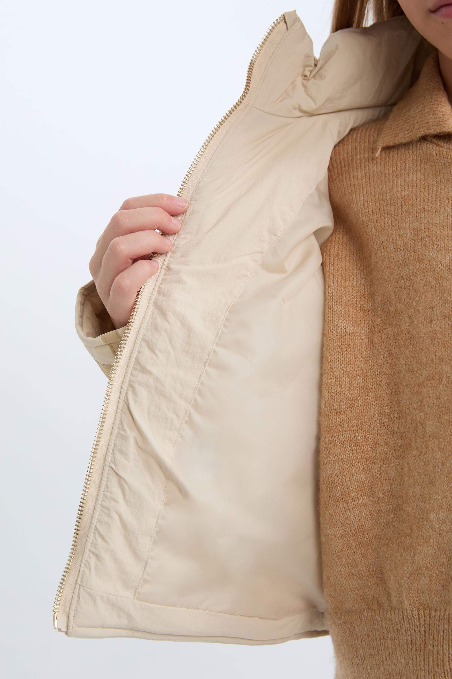 Kız Çocuk Su Geçirmez Kapüşonlu Fermuarlı Cepli Mont