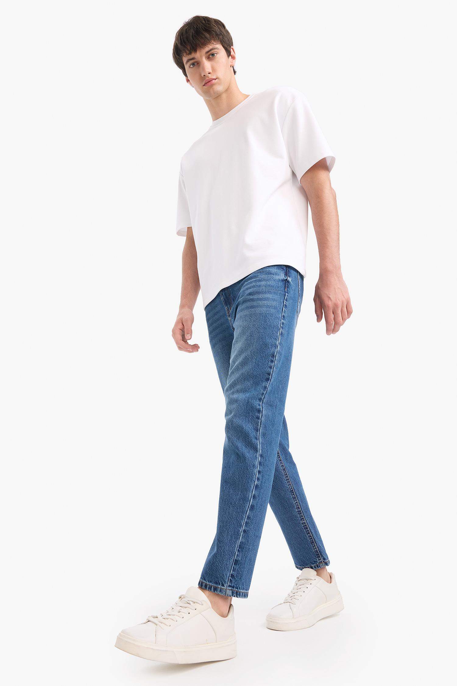 90's Slim Fit Skinny Leg Jeans
