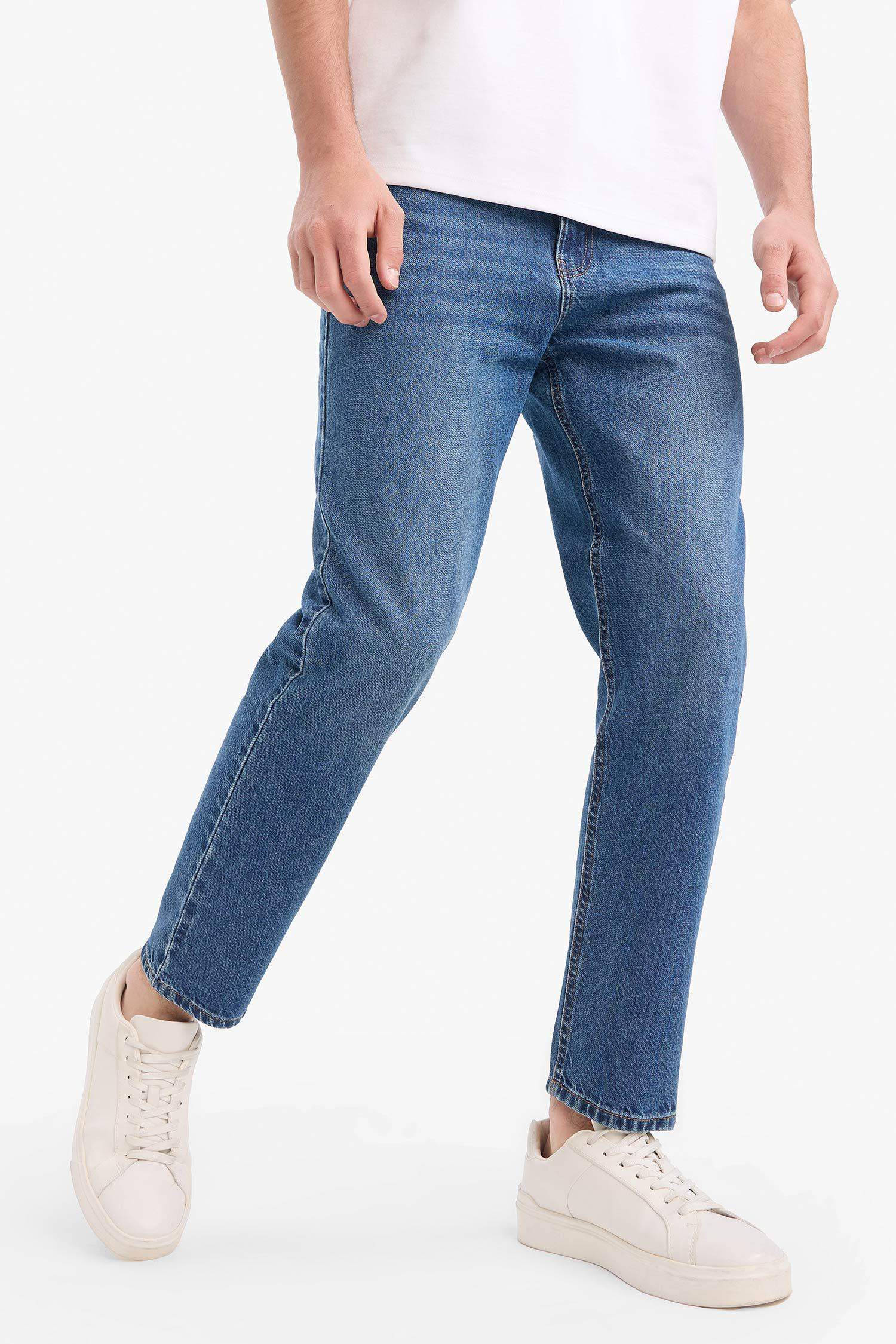 90's Slim Fit Skinny Leg Jeans