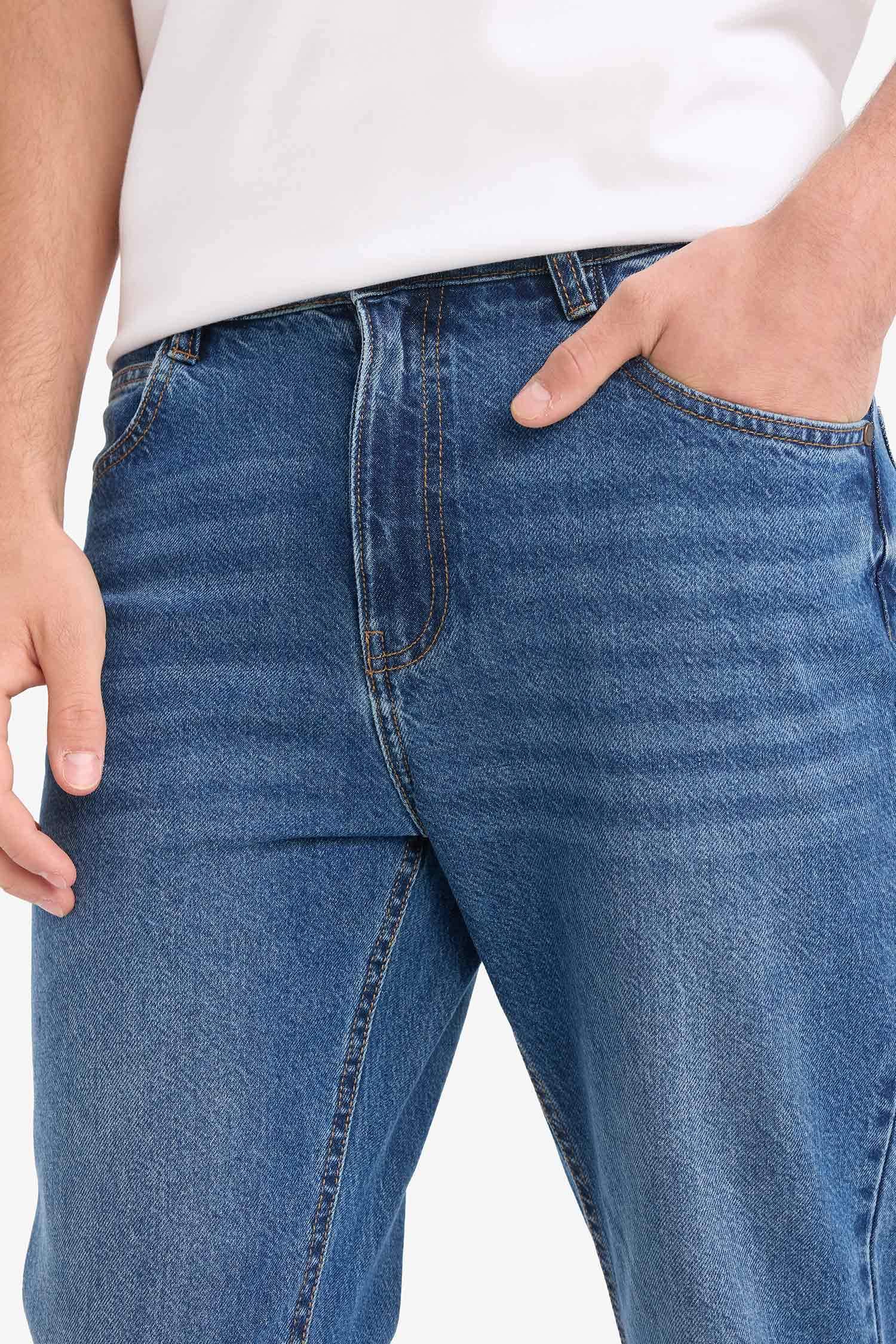 90's Slim Fit Skinny Leg Jeans