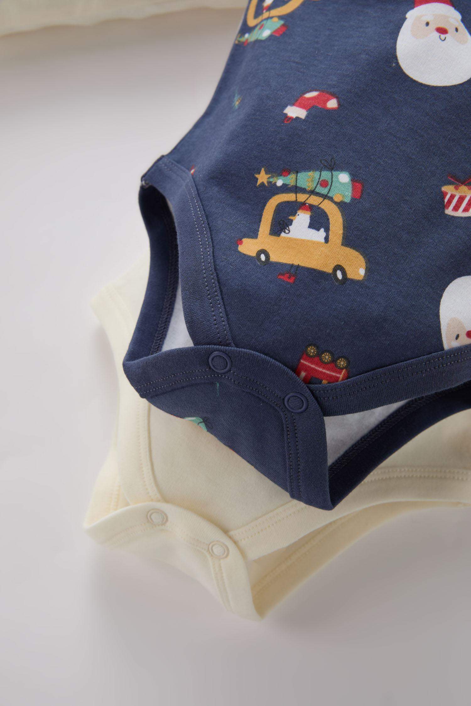 Baby Boy 2 piece Long Sleeve Long Sleeve Snap Body