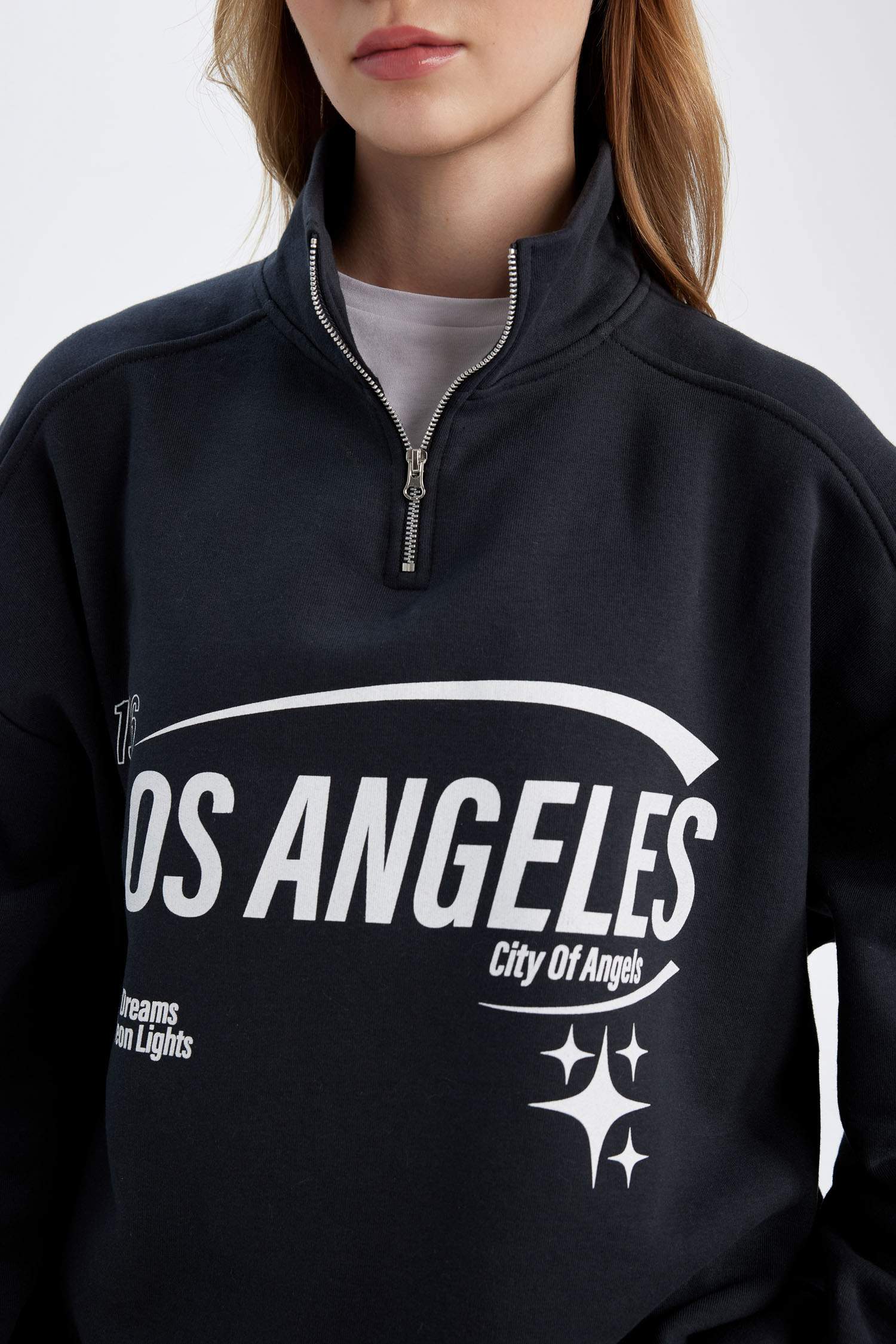 Loose Fit Yarım Fermuarlı Dik Yaka Baskılı Kalın Sweatshirt