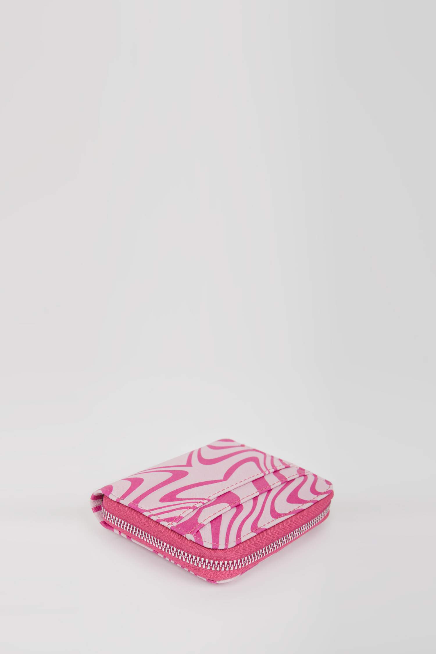 Kadın Desenli Suni Deri Cüzdan