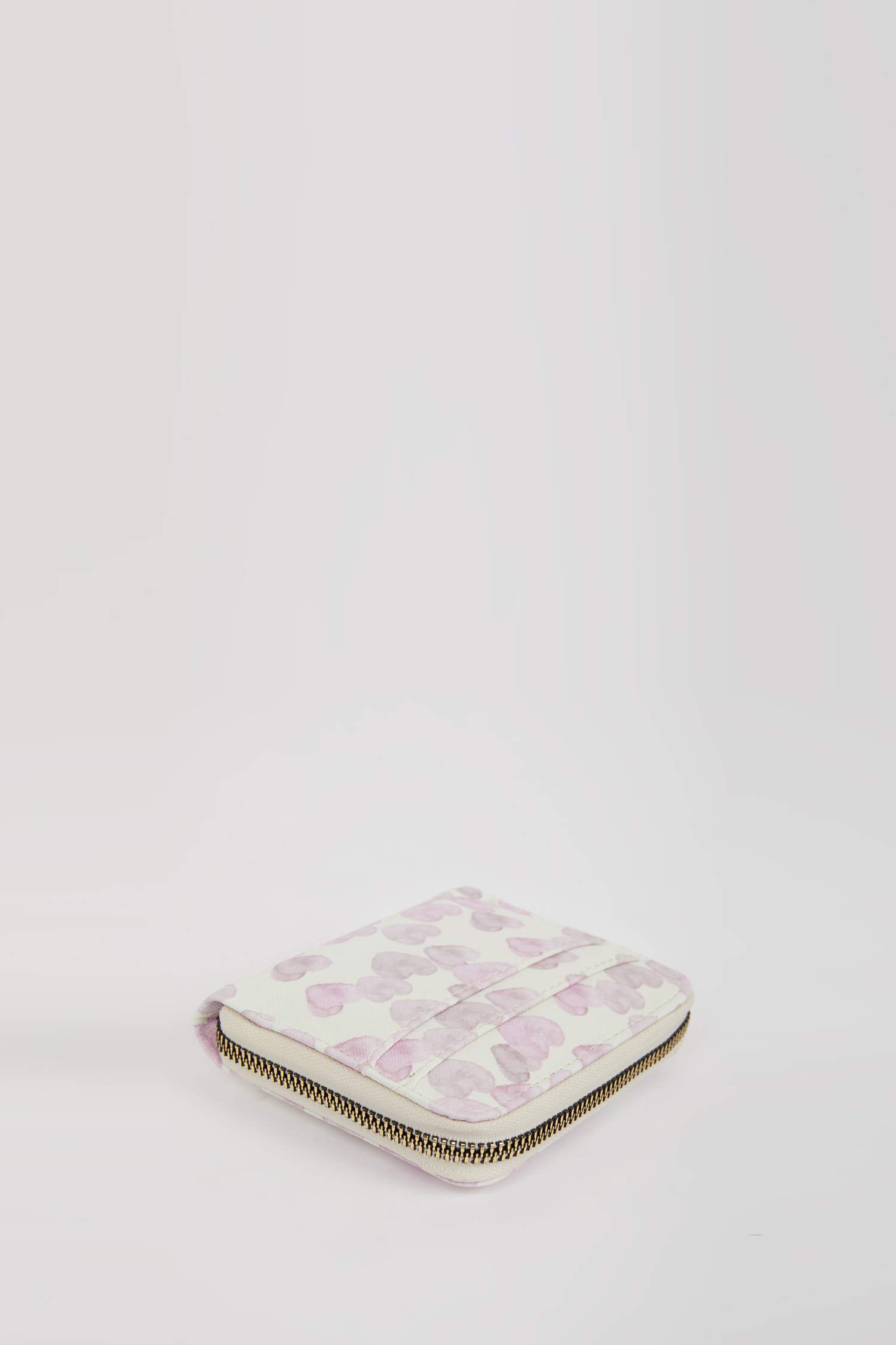 Kadın Kalp Desenli Suni Deri Cüzdan