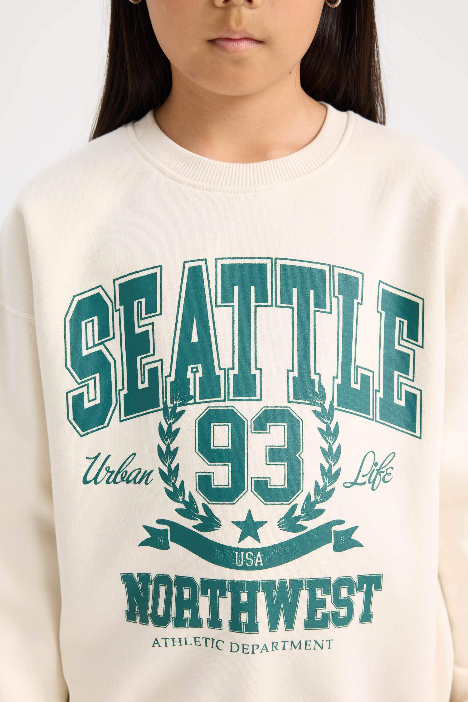 Kız Çocuk Relax Fit Bisiklet Yaka Baskılı Sweatshirt