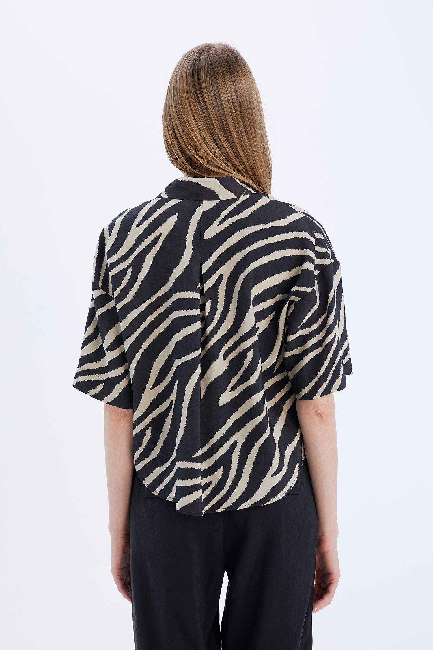 قميص منسوج اوفر سايز نص ردن