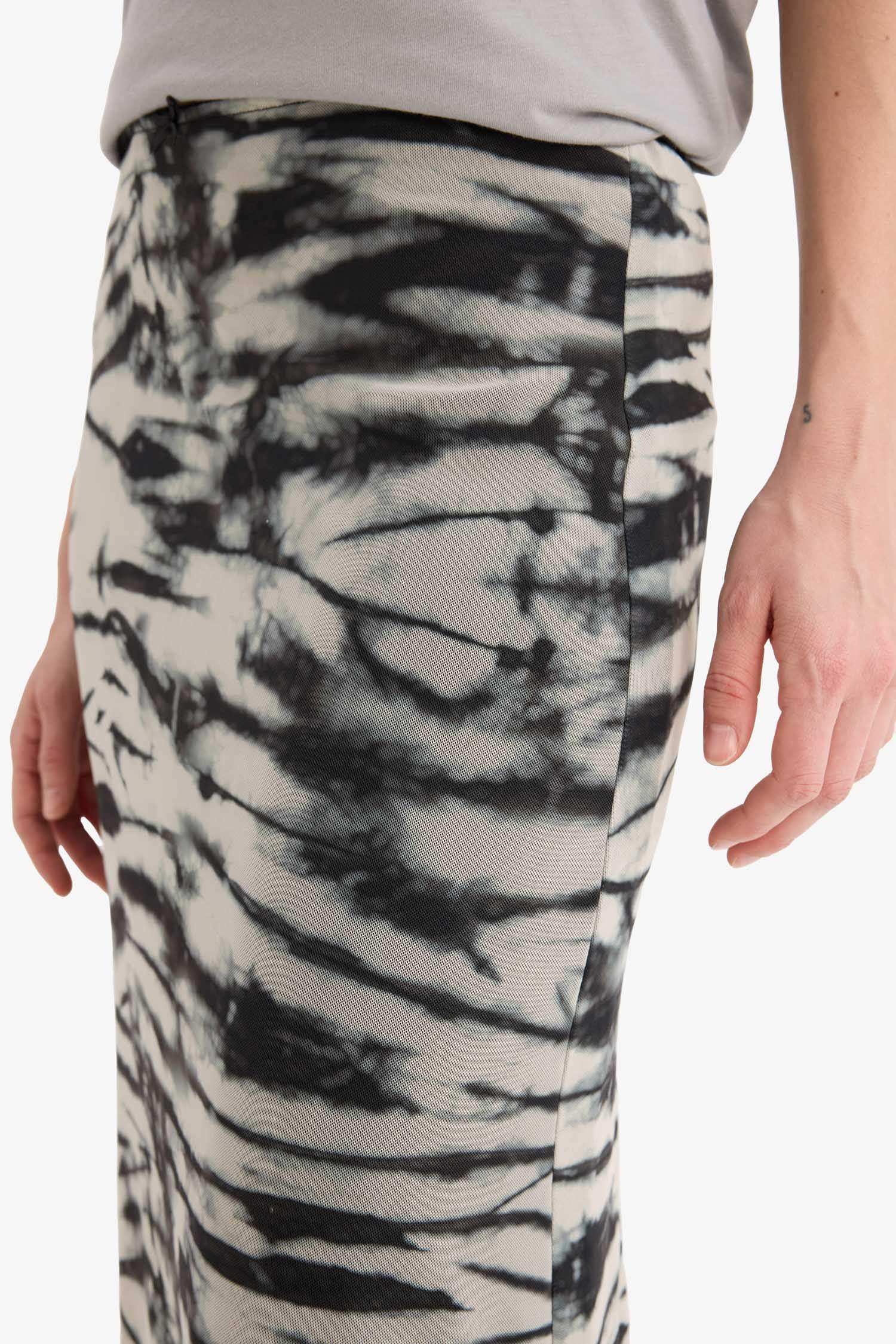 Coool A Kesim Desenli Yüksek Bel Penye Astar Tül Maxi Etek