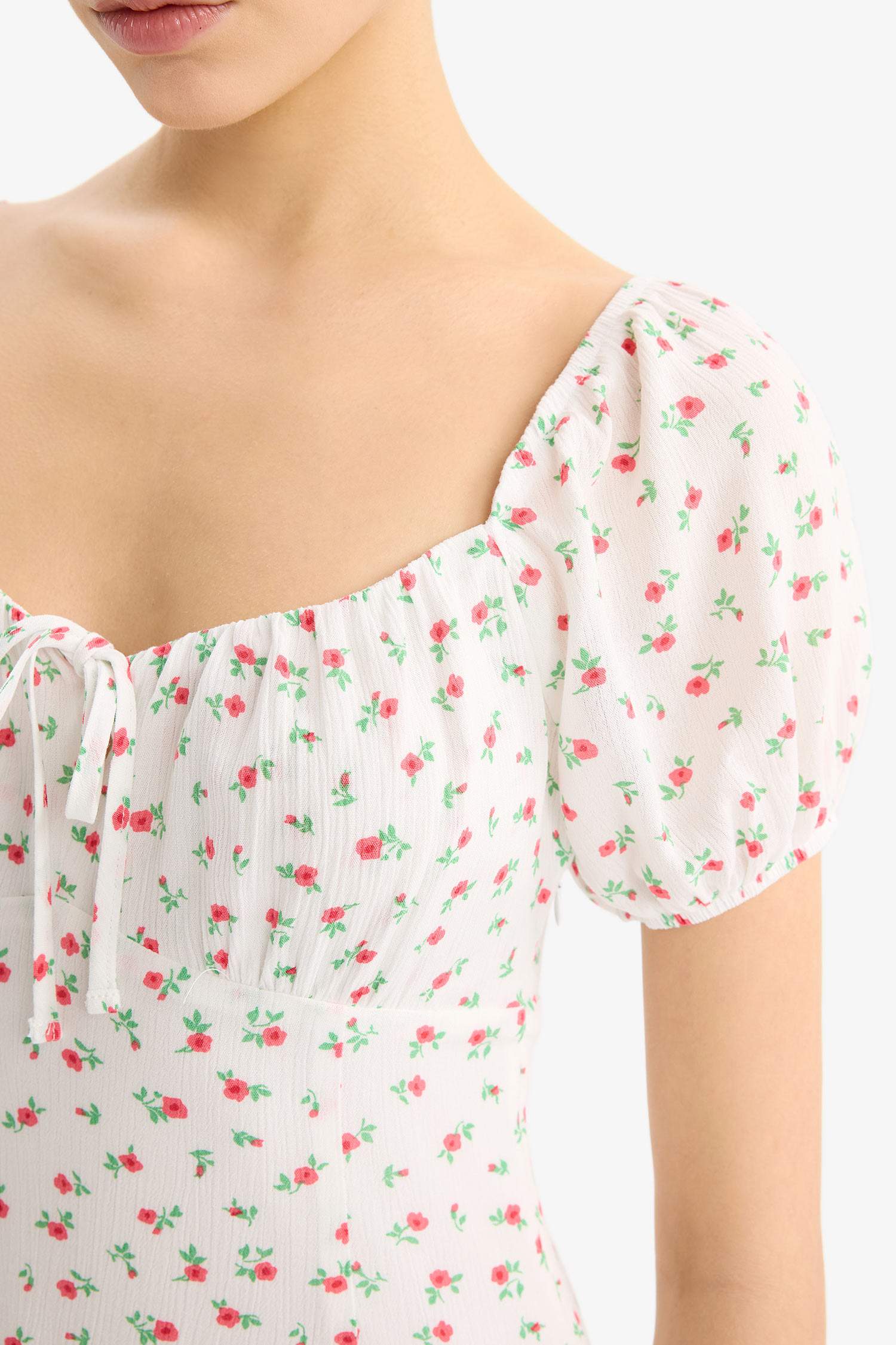 Heart Collar Floral Crinkle Fabric Mini Dress