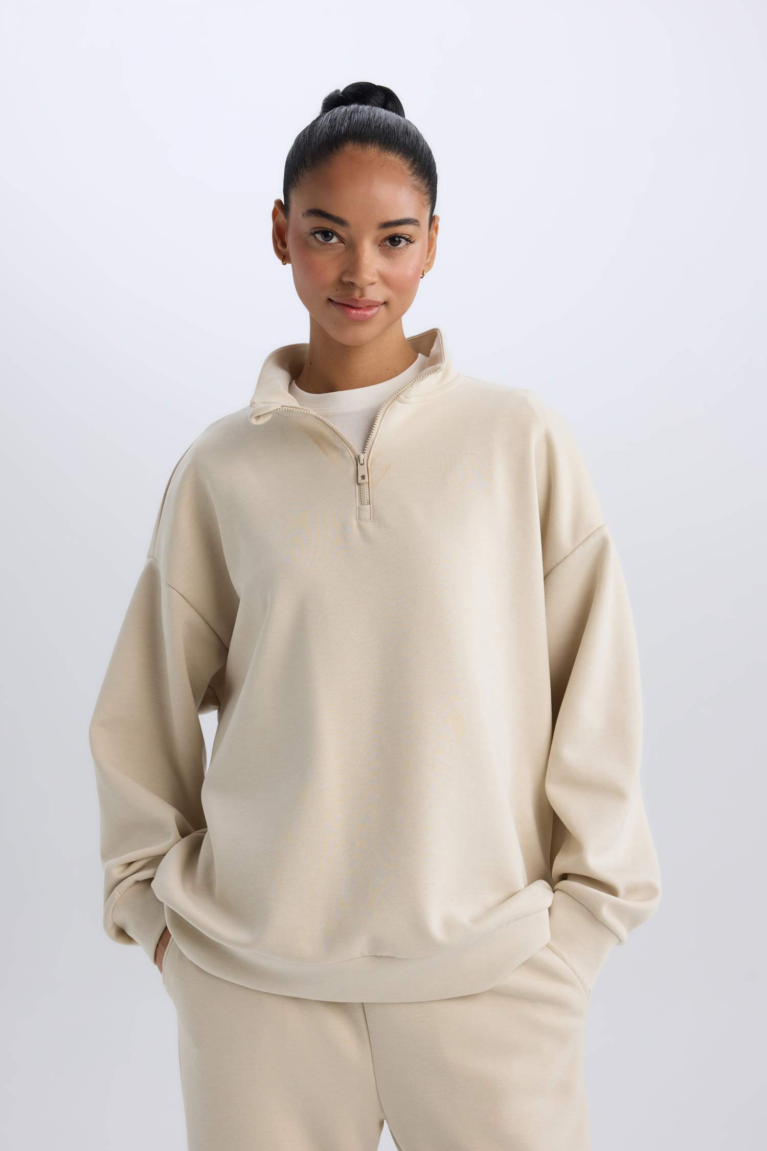 Standart Fit Yarım Fermuarlı Skuba Dalgıç Kumaş Sporcu Sweatshirt