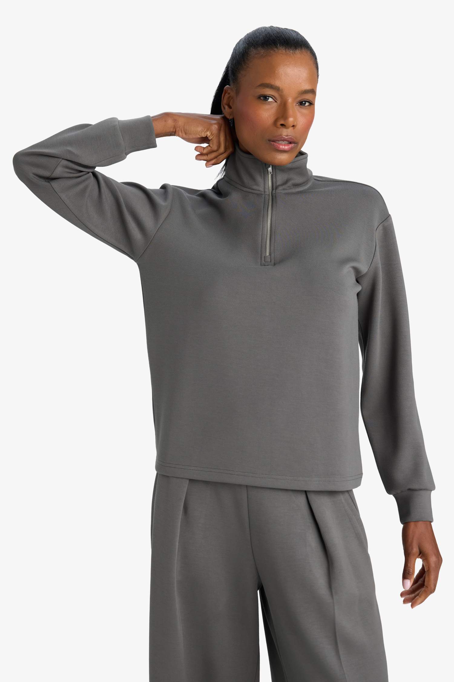 Oversize Geniş Kalıp Yarım Fermuarlı Modal Sporcu Sweatshirt