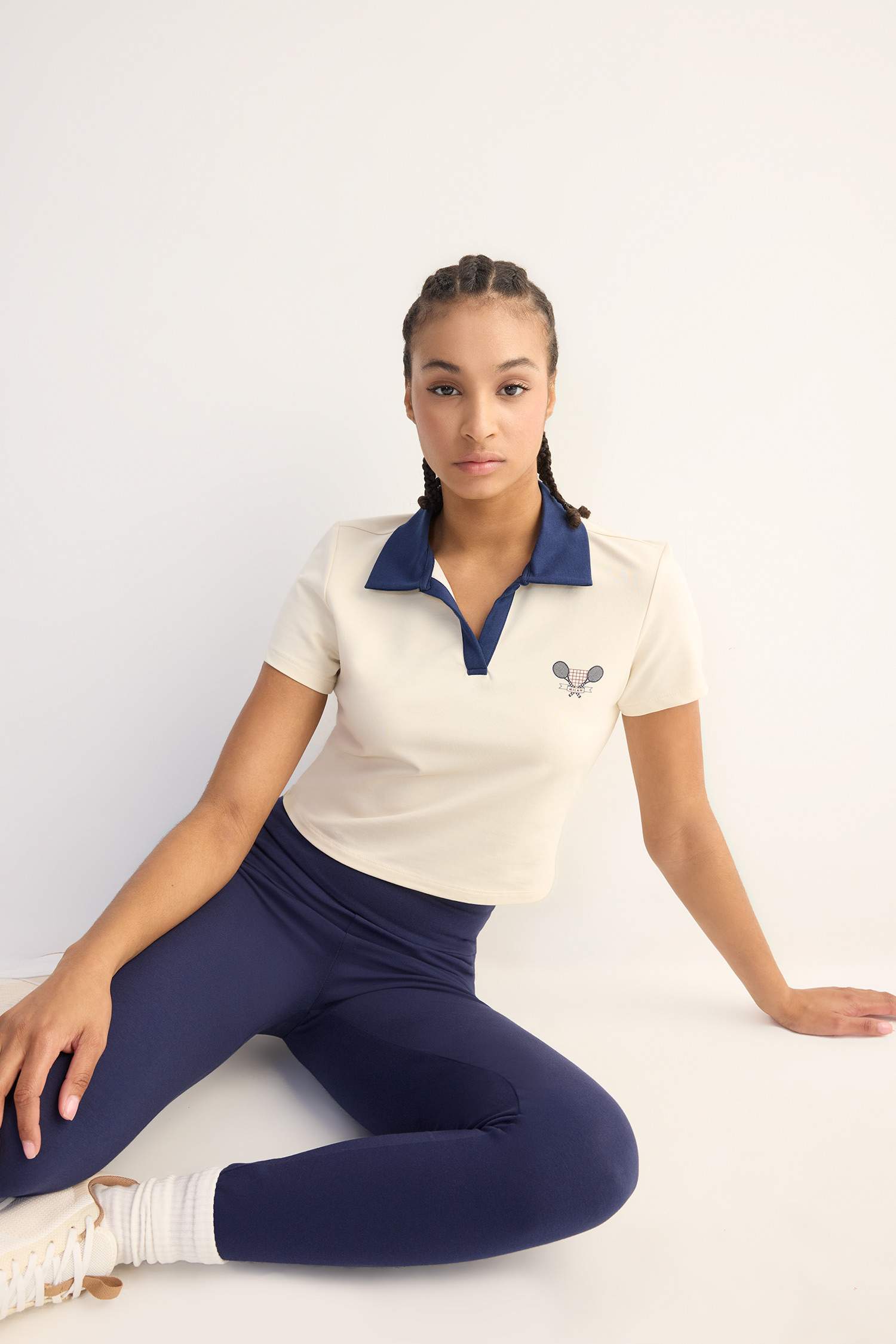 DeFactoFit стандартная футболка-поло с короткими рукавами и принтом