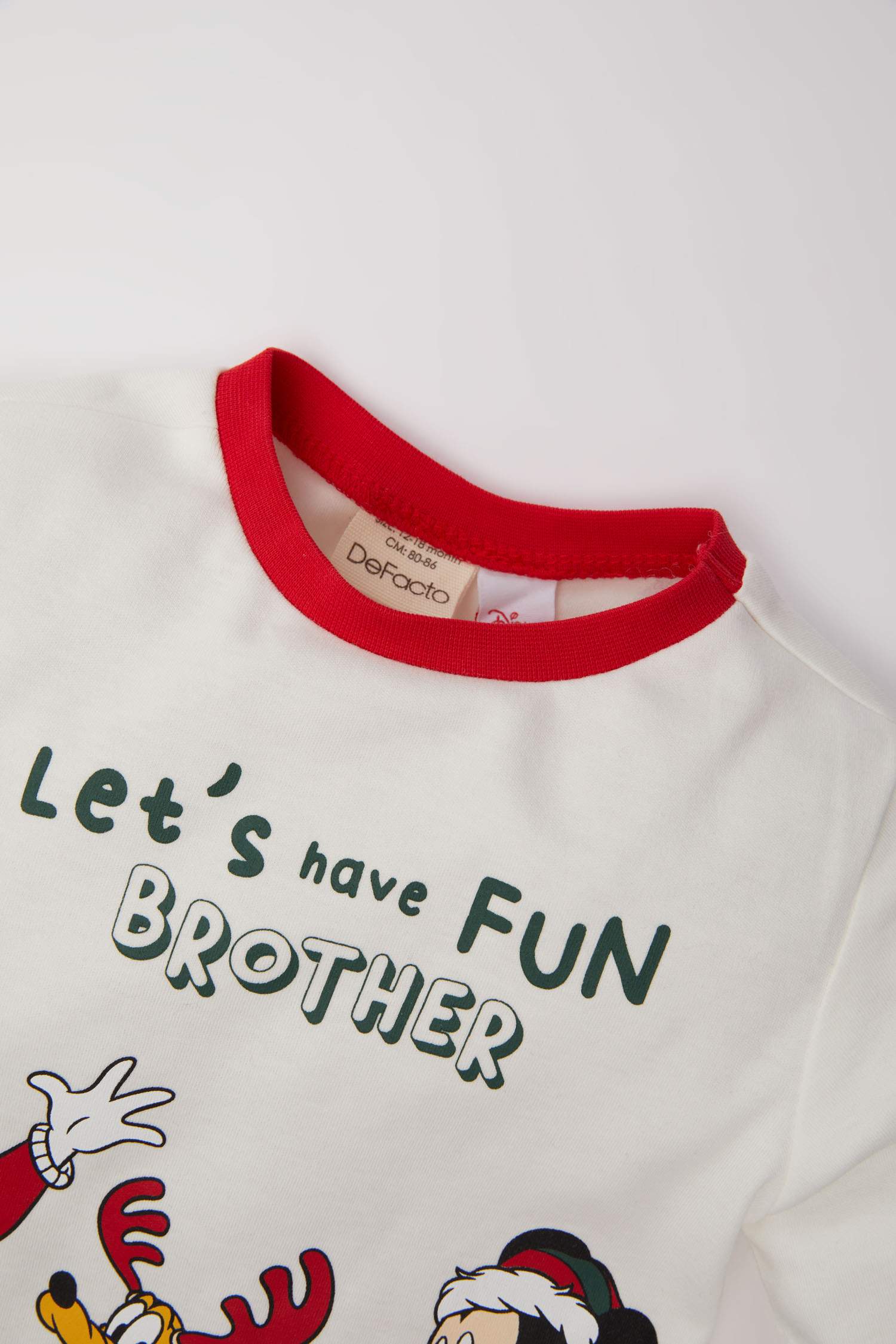 Erkek Bebek Disney Mickey & Minnie Yılbaşı Temalı Pijama Takımı Uzun Kollu Üst Beli Lastikli Uzun Alt