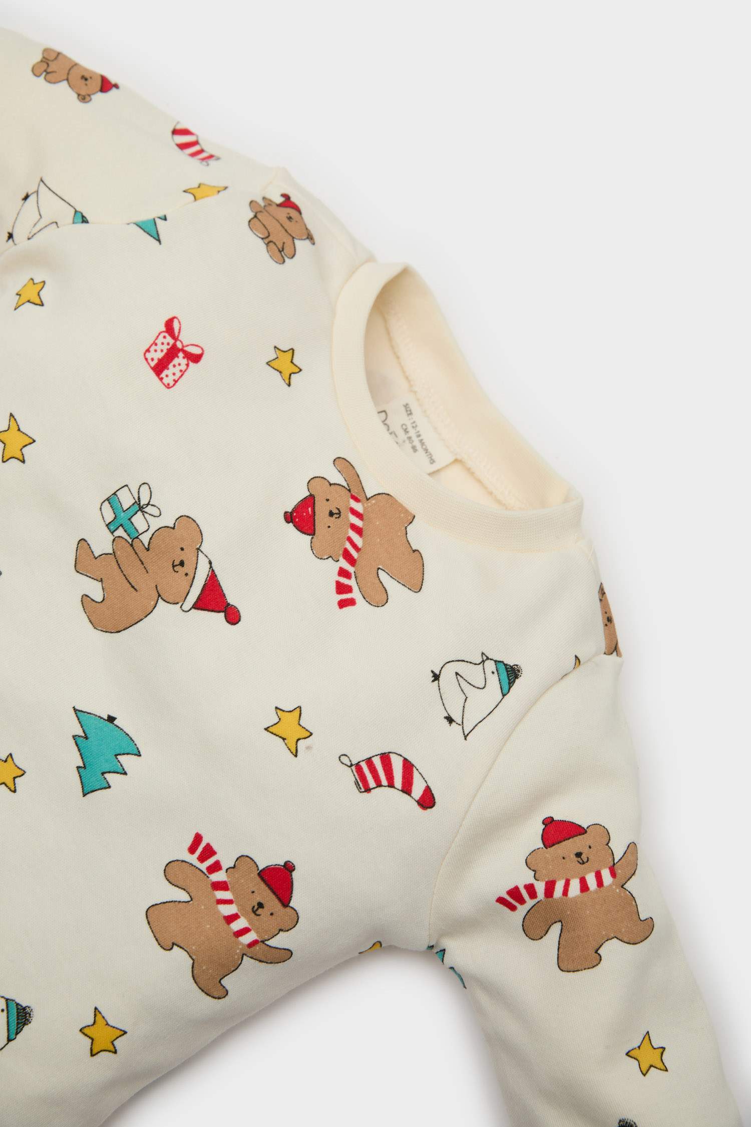 Erkek Bebek Yılbaşı Temalı Pijama Takımı Uzun Kollu Üst Beli Lastikli Uzun Alt