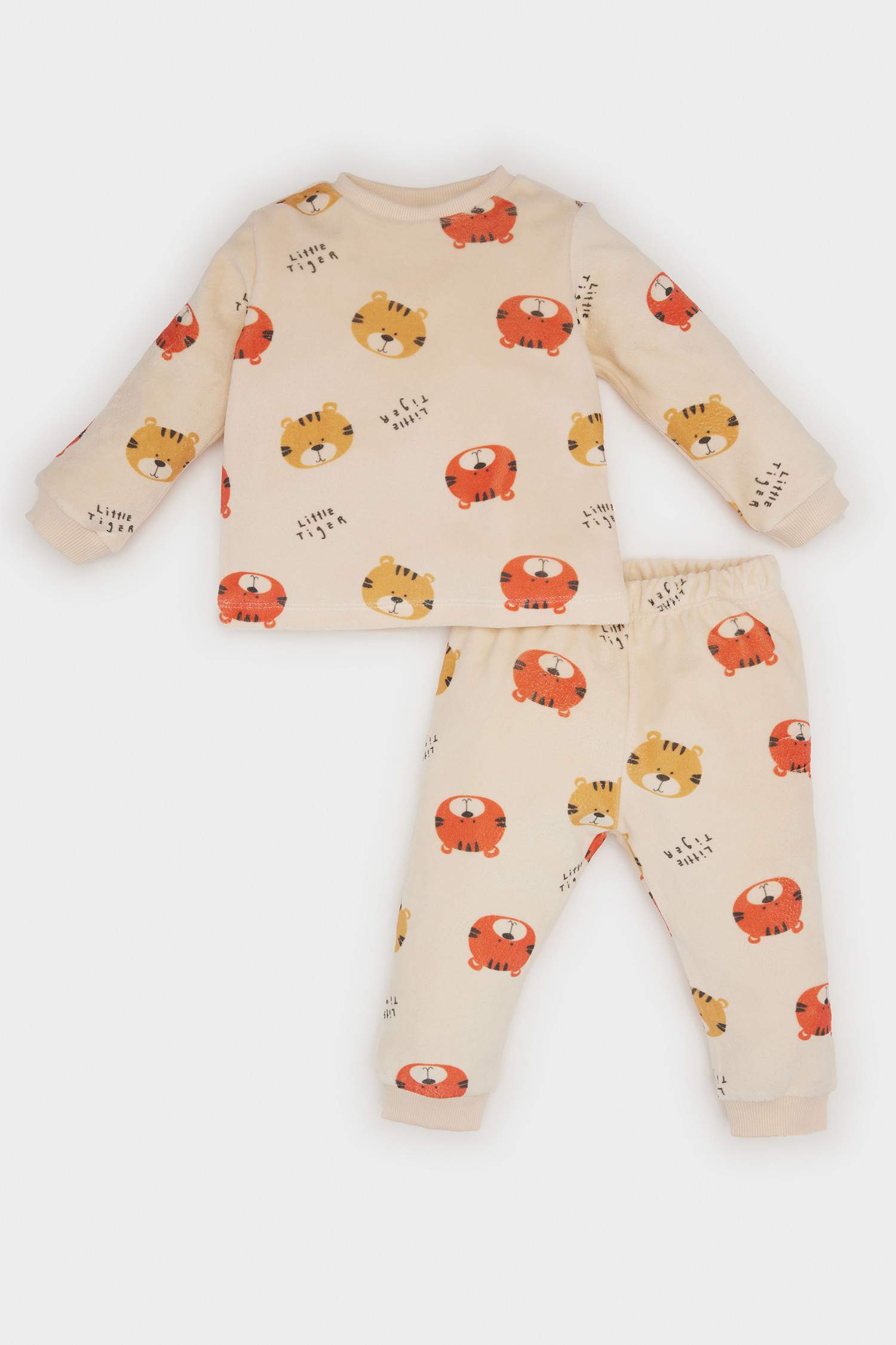 Erkek Bebek Pijama Takımı Desenli Kadife Uzun Kollu Üst Uzun Alt