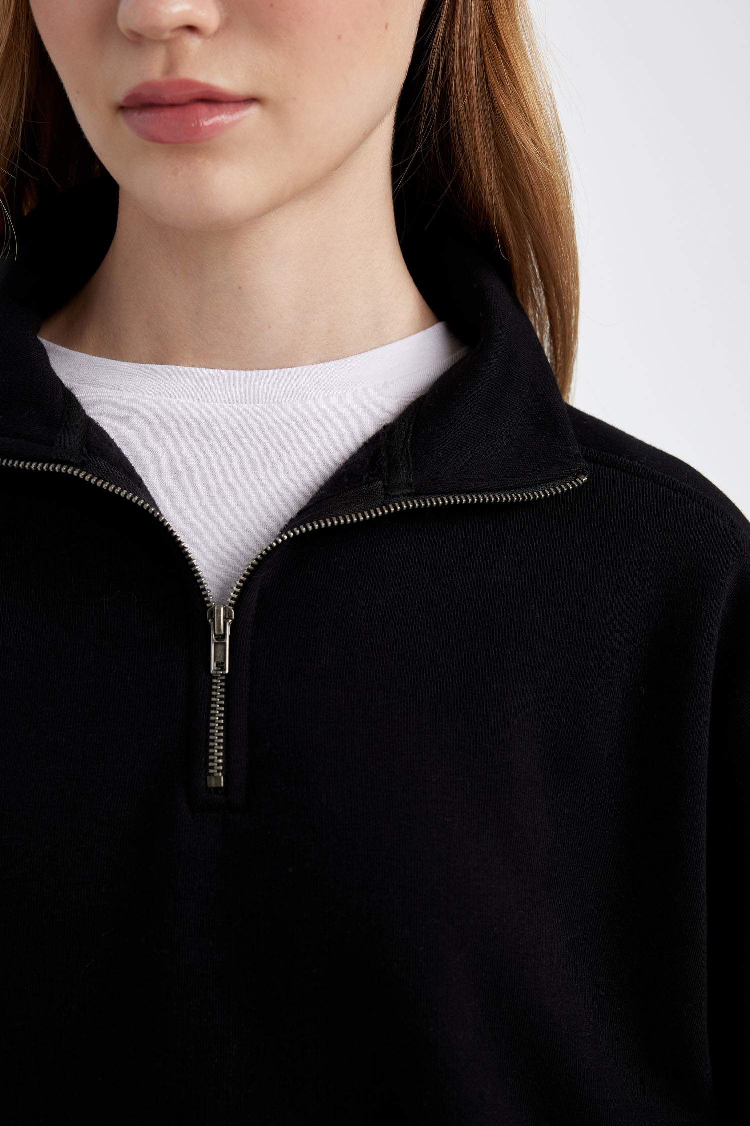 Oversize Geniş Kalıp Fermuarlı Dik Yaka Cepli Basic Düz Kalın Siyah Sweatshirt