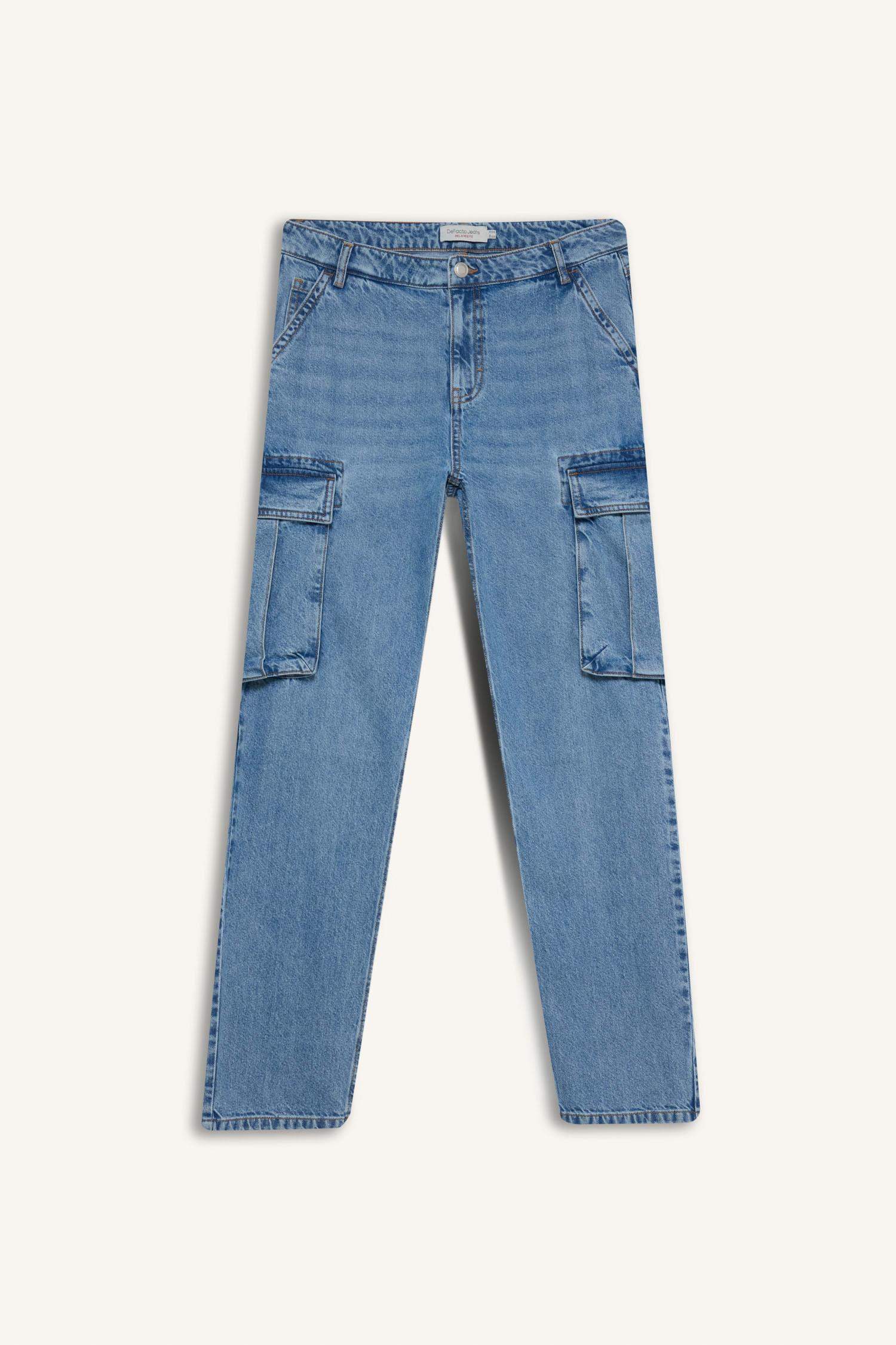 Джинсы Relax Fit с широкими штанинами