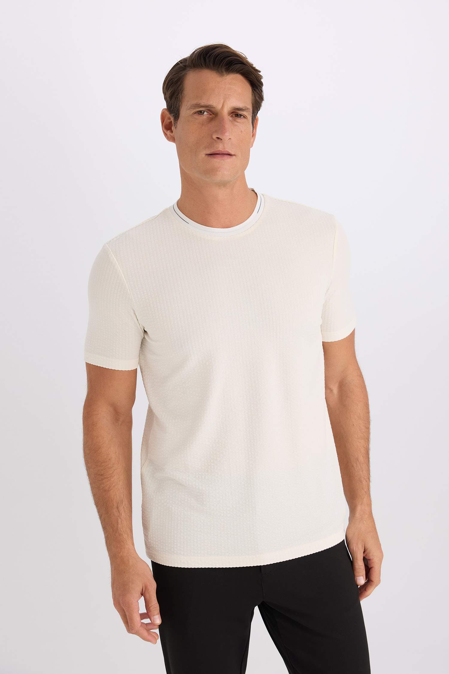 Slim Fit Crew Neck Crinkle Short Sleeve T-Shirt