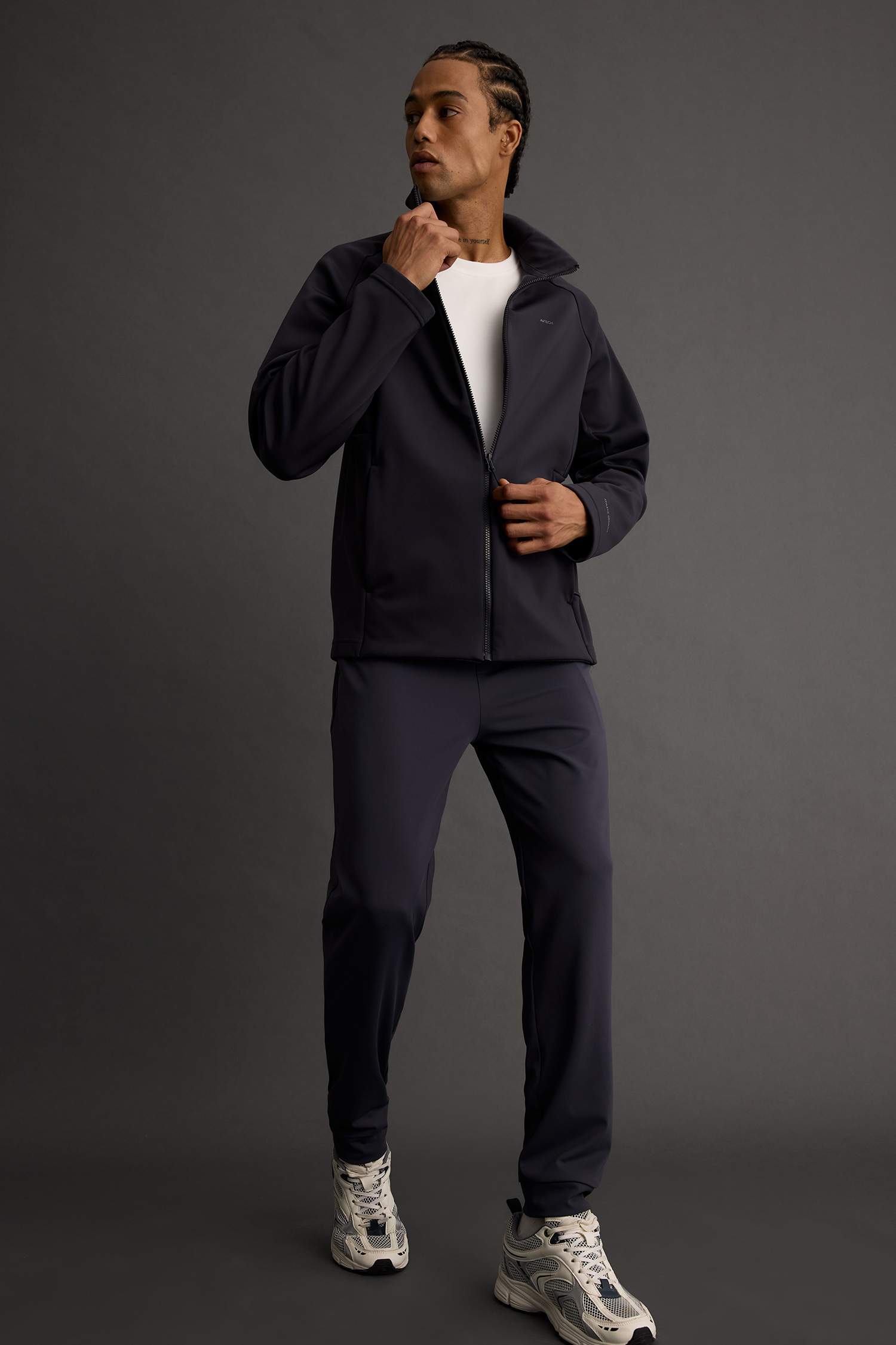 слим пішімі стандарт етек Джоггер