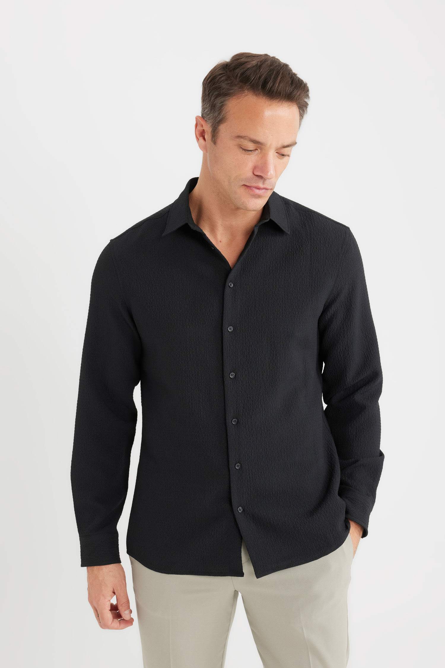 Modern Fit Polo Collar Woven Long Sleeve Shirt